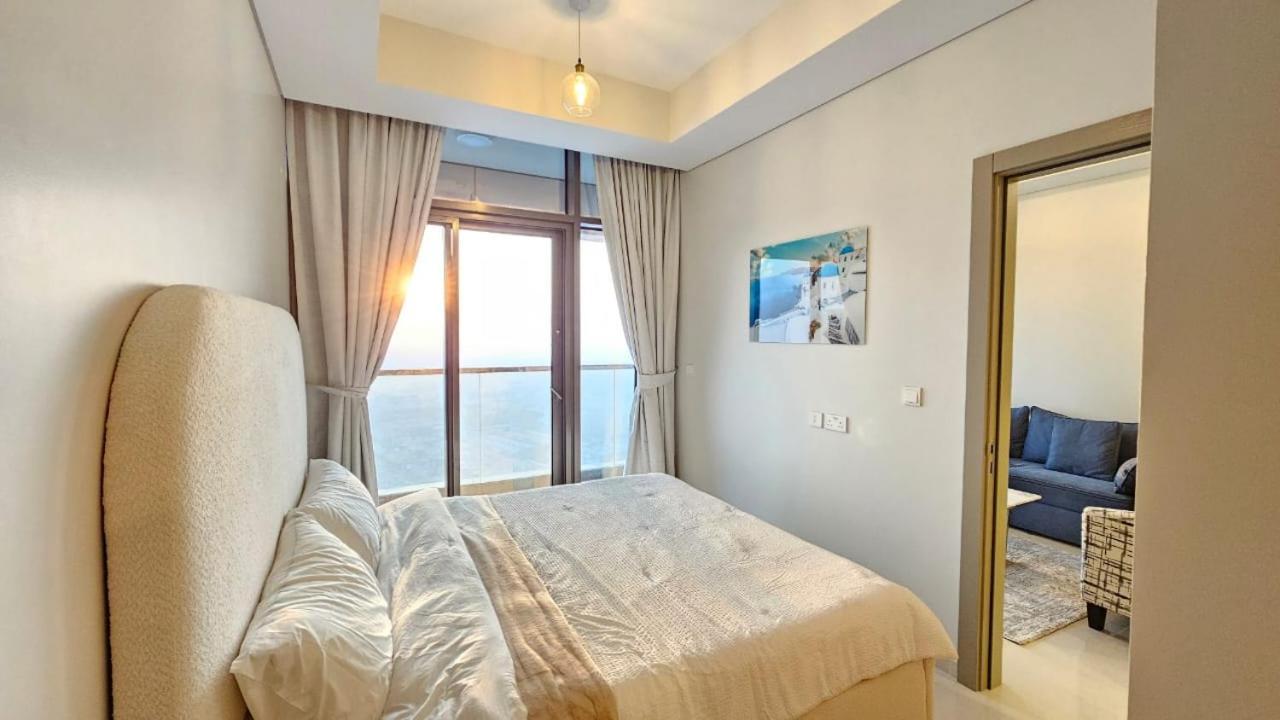 Luxurious 54th Floor With Splendid Sky And Seaview - Downtown Apartment *