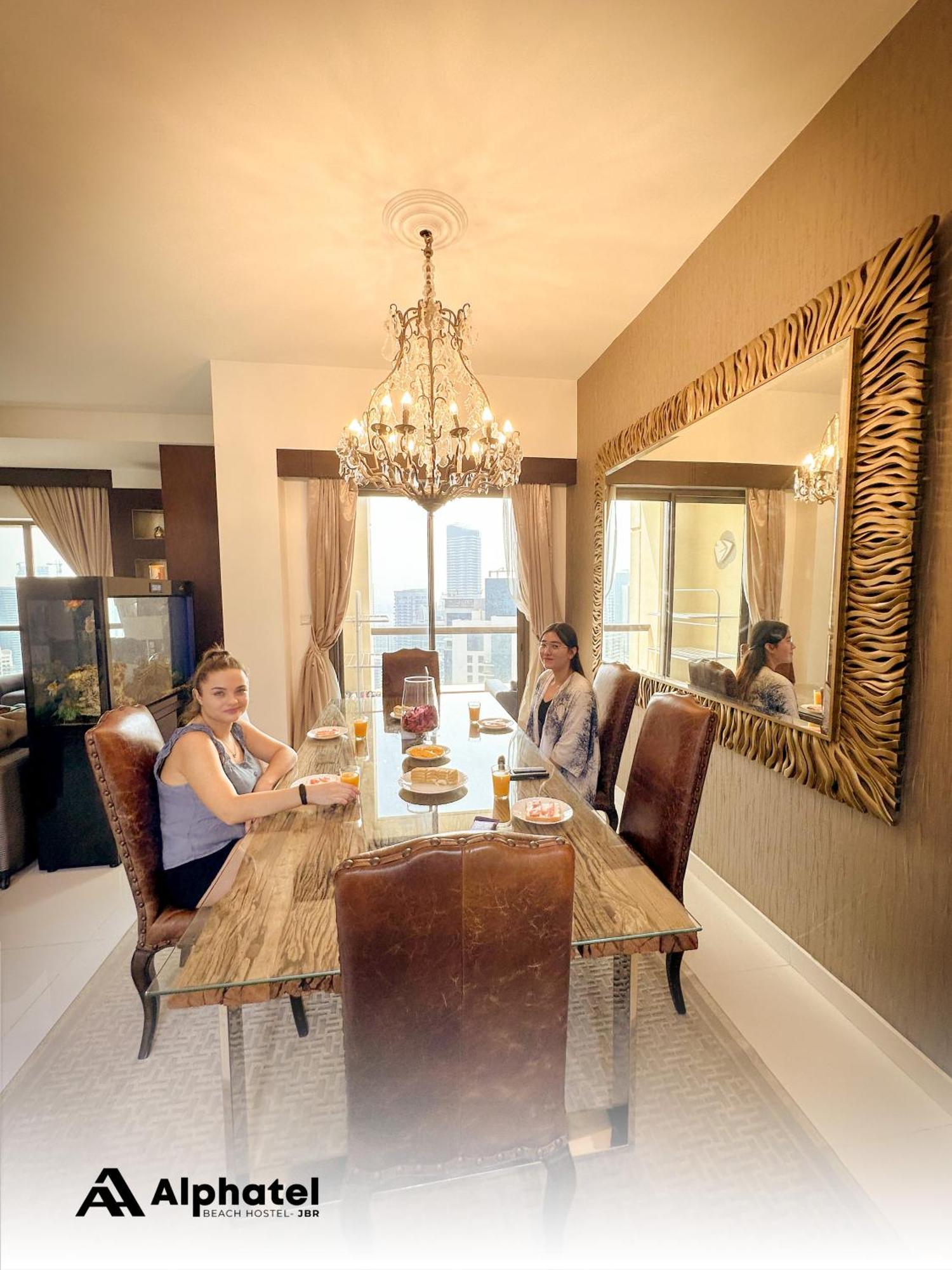 Homestay Alphatel Jbr Marina *