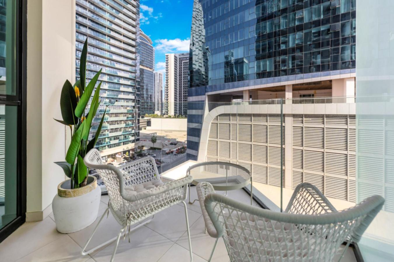 Fam Living - Urban Oasis Studio, Business Bay * Dubai