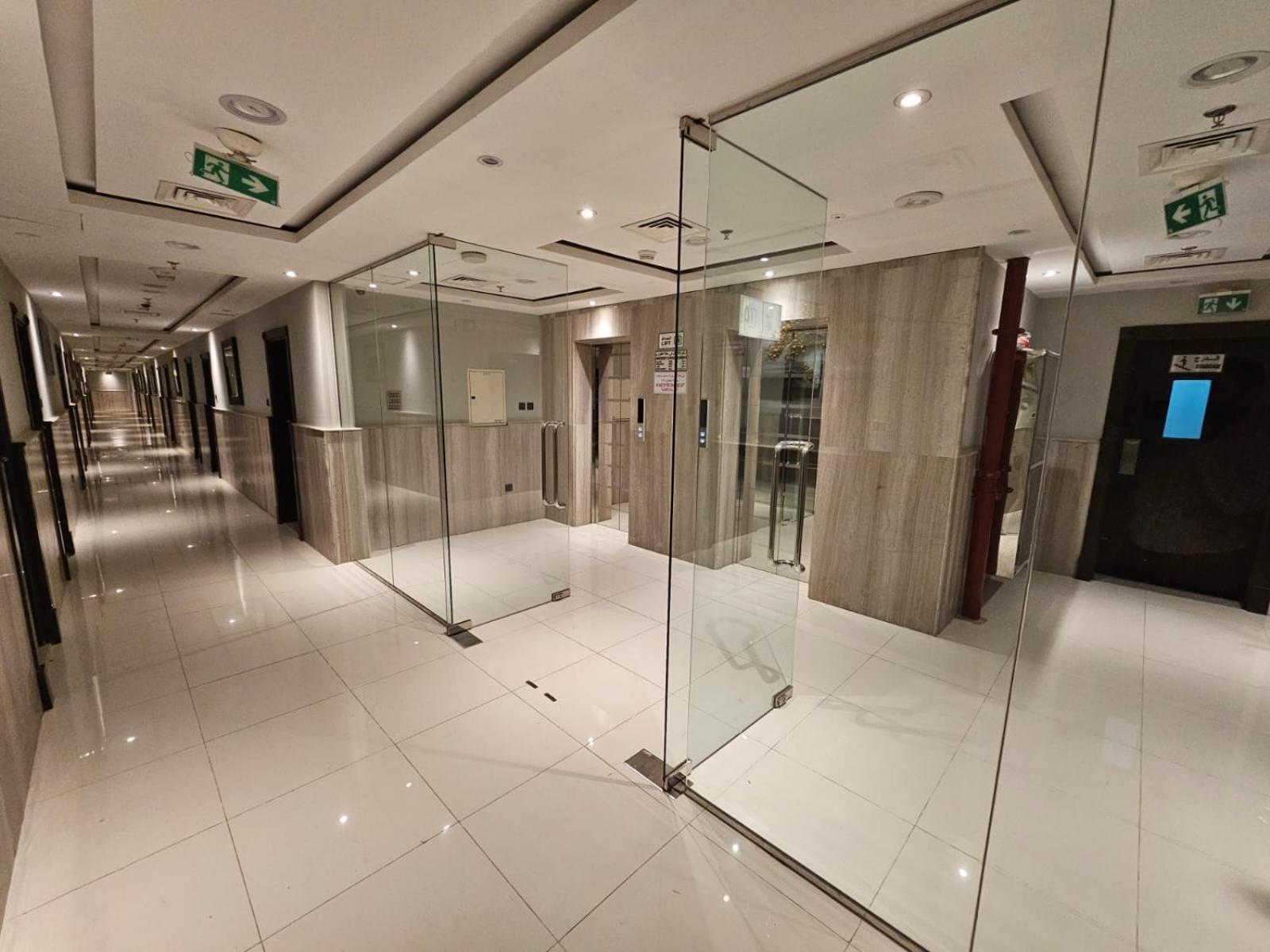 Al Manara Premium Shk Zayed Apartment Dubai