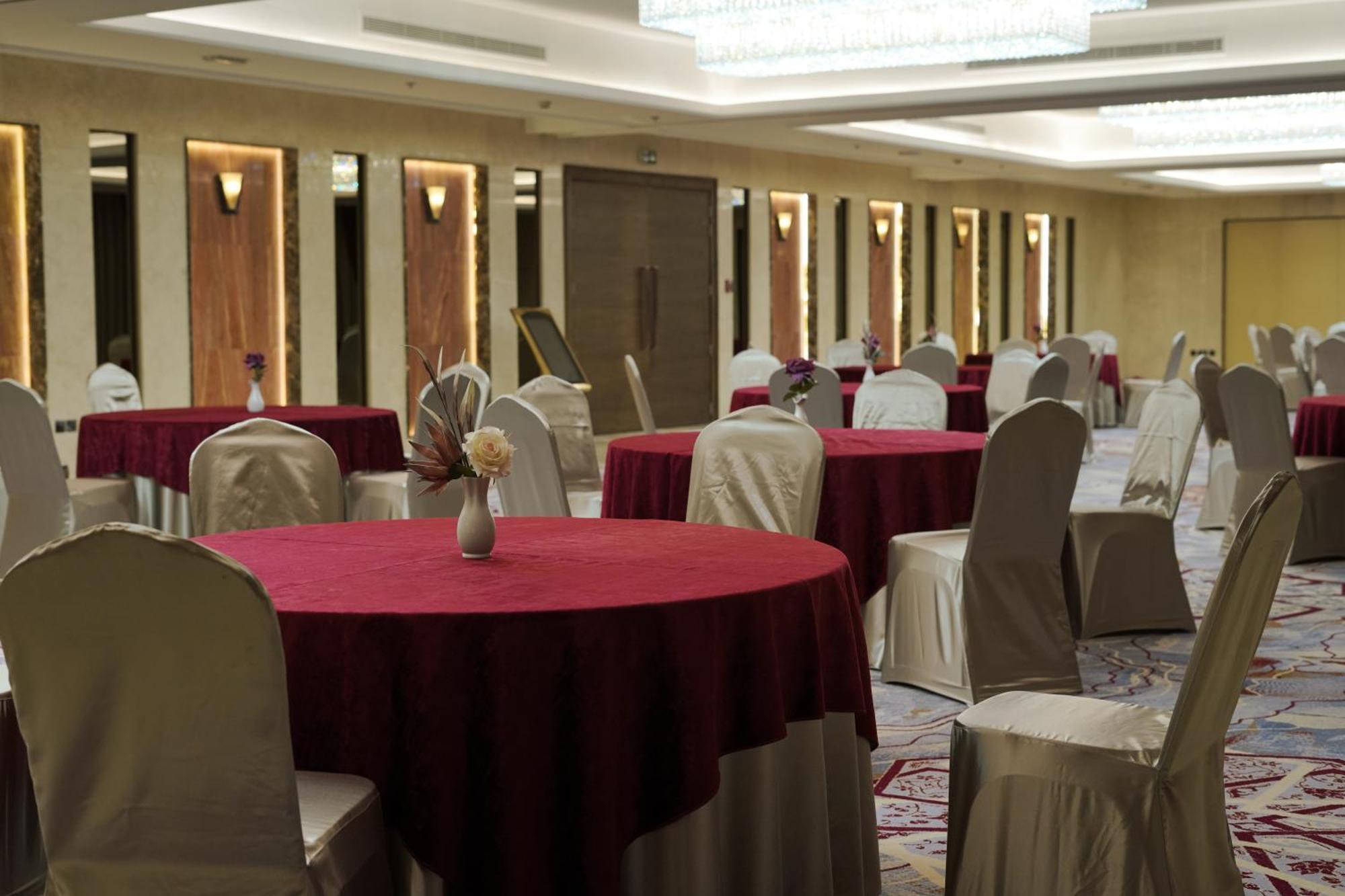 Hotel La Zona Continental 4*