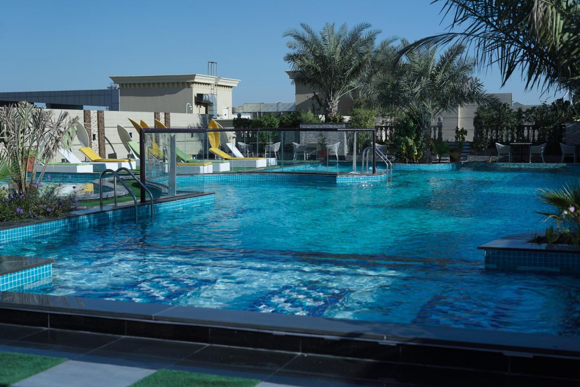 La Zona Continental 4*