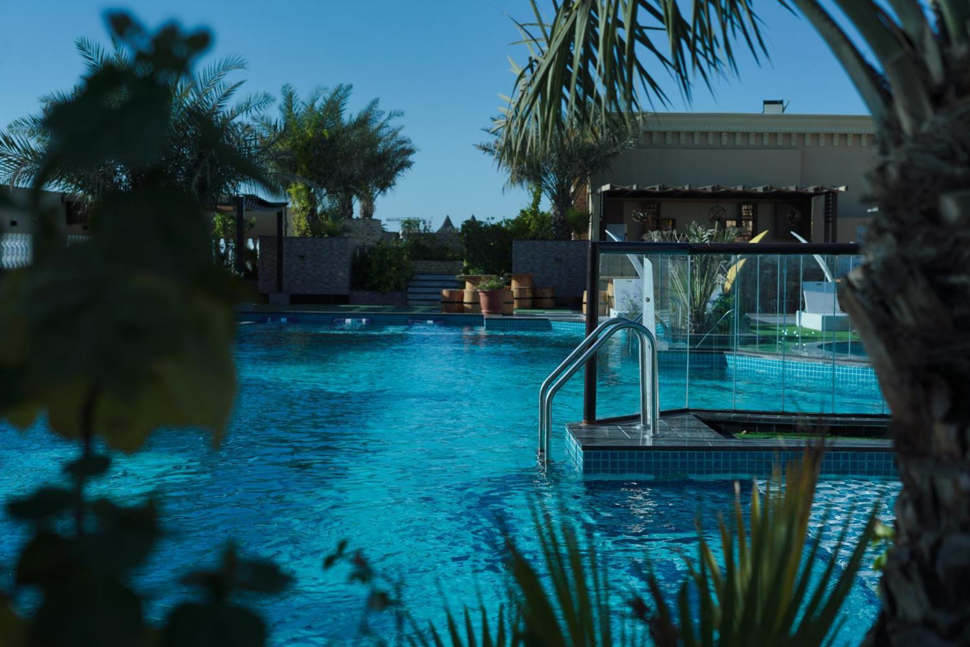 Hotel La Zona Continental 4*