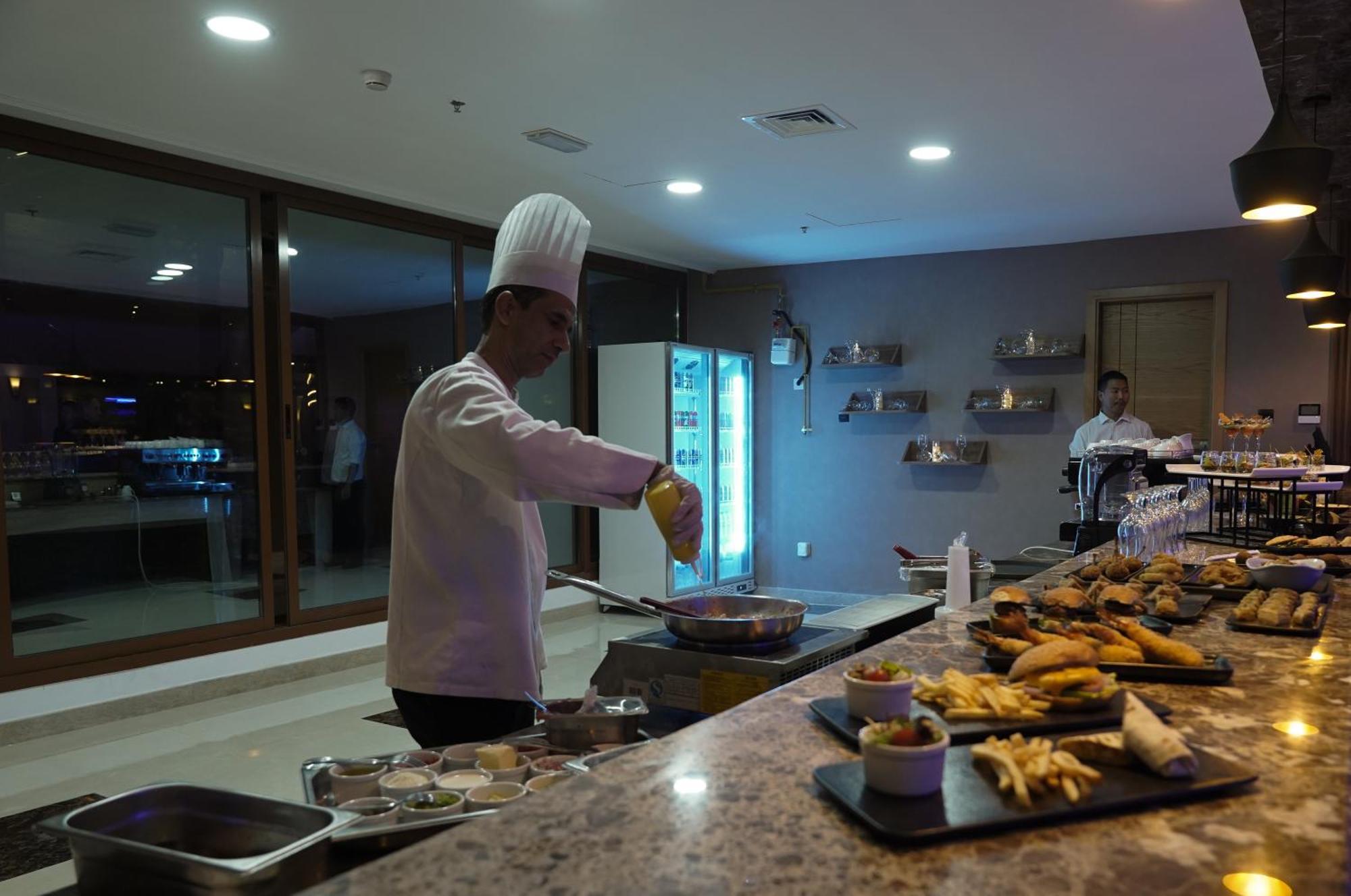La Zona Continental Hotel Dubai