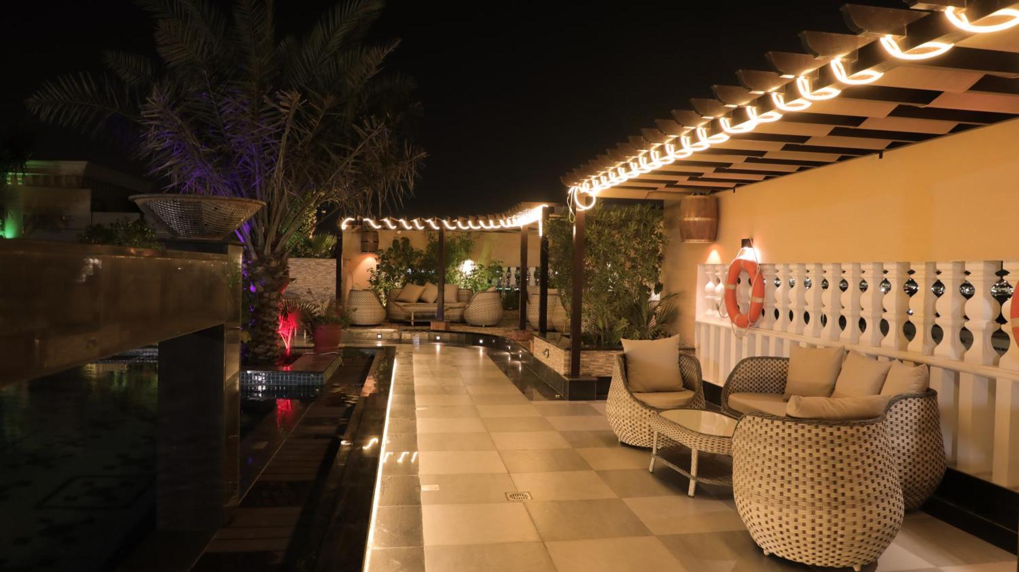 Hotel La Zona Continental 4*
