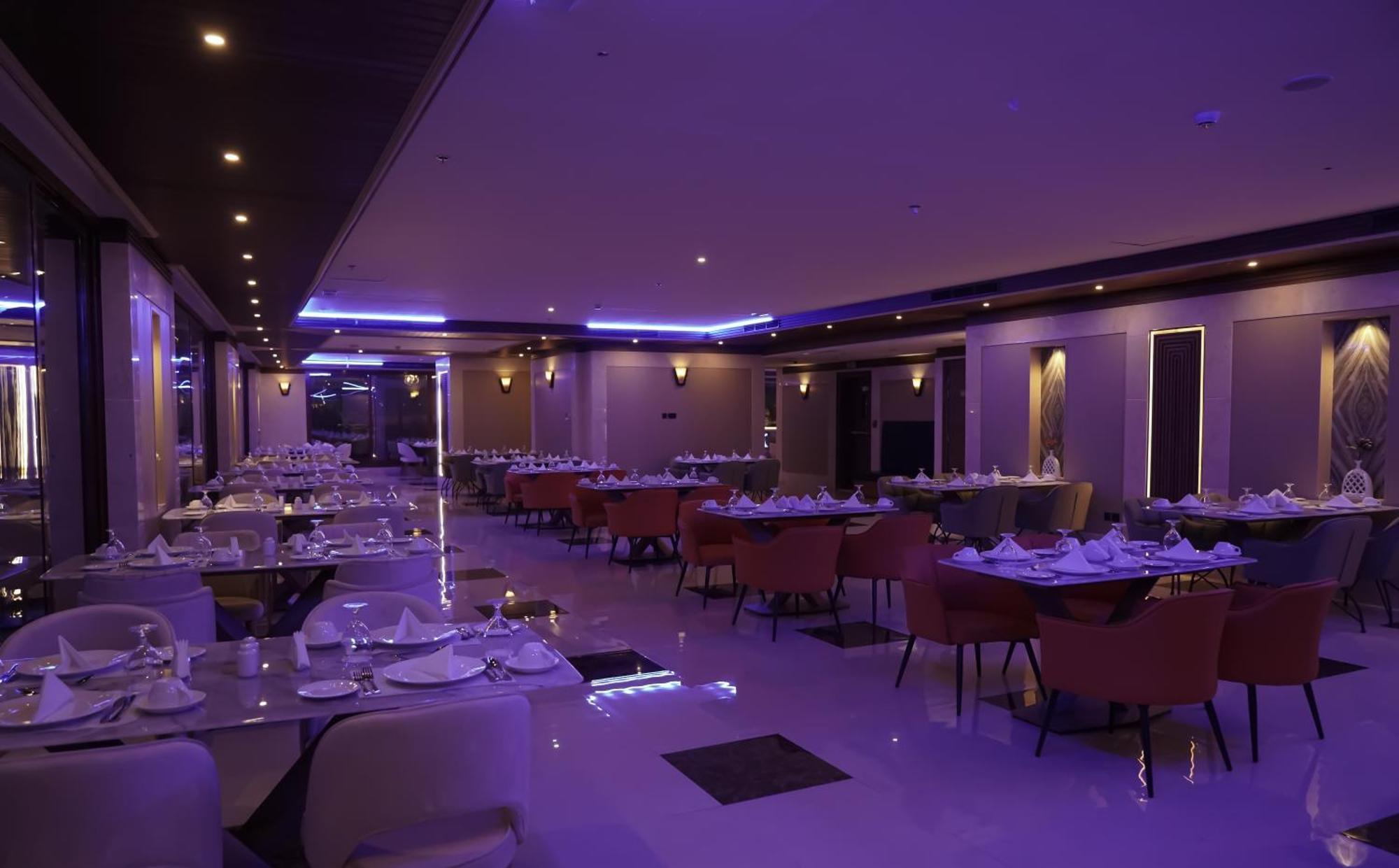 La Zona Continental 4* Dubai