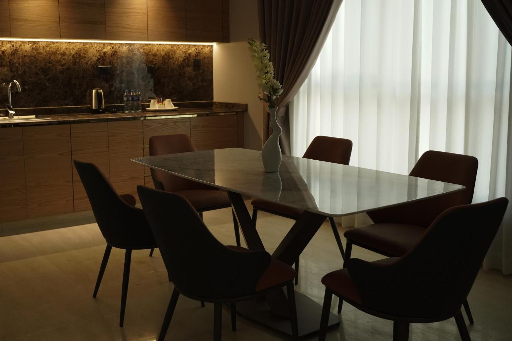 La Zona Continental 4*