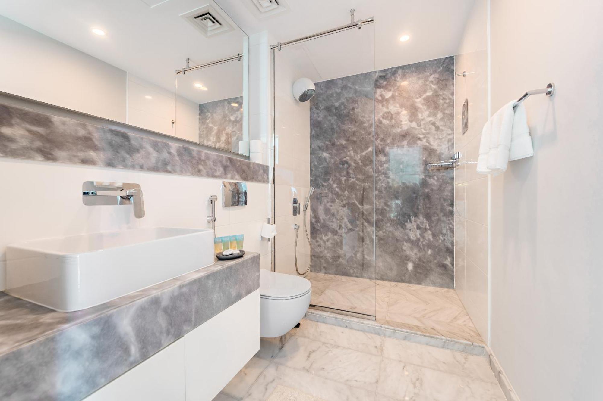 The Pad 1br W Pool & Gym Apartment *