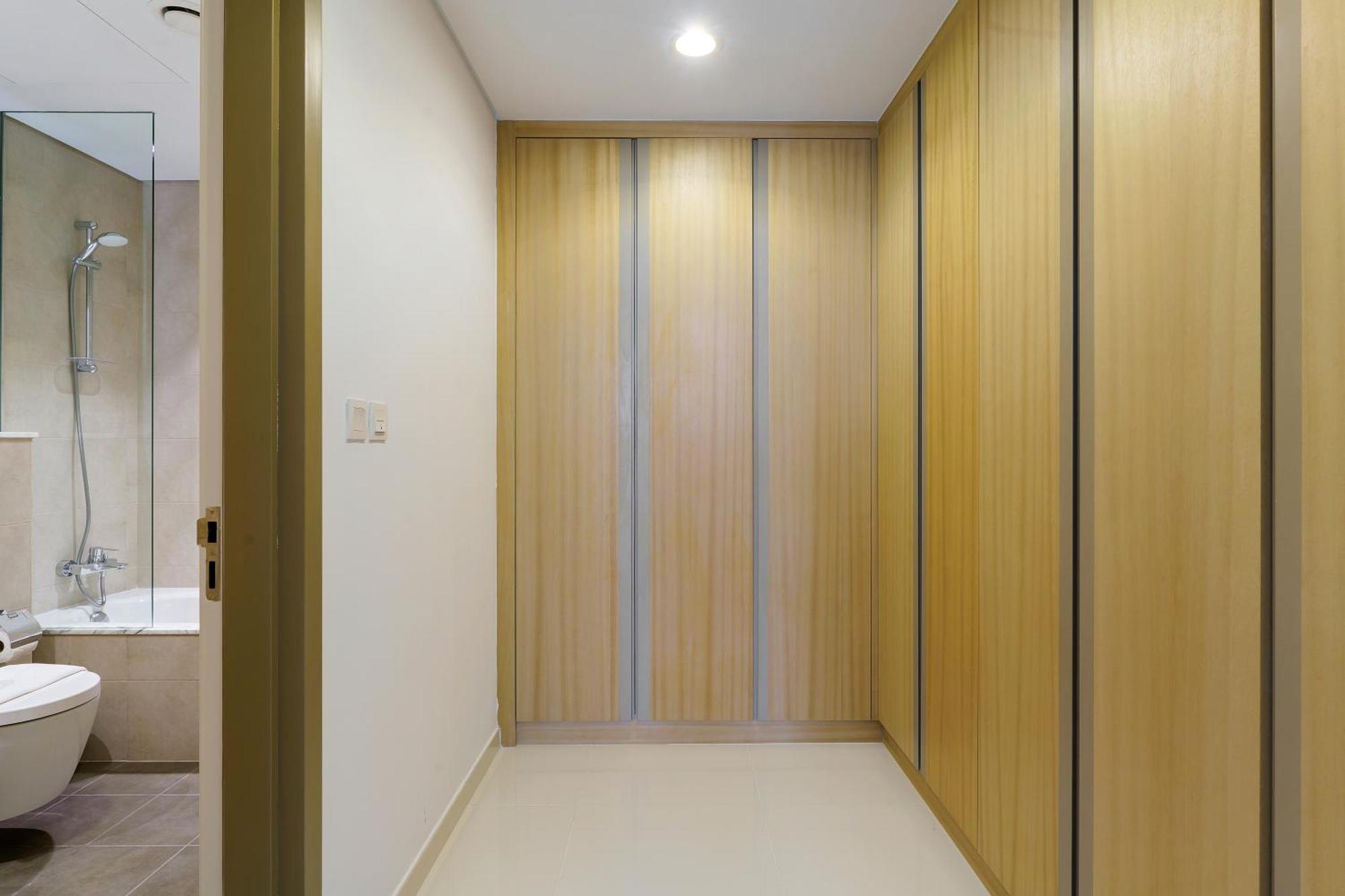 Luxury 3 Bedroom Near Burj Khalifa 43rd Floor Apartment Dubai