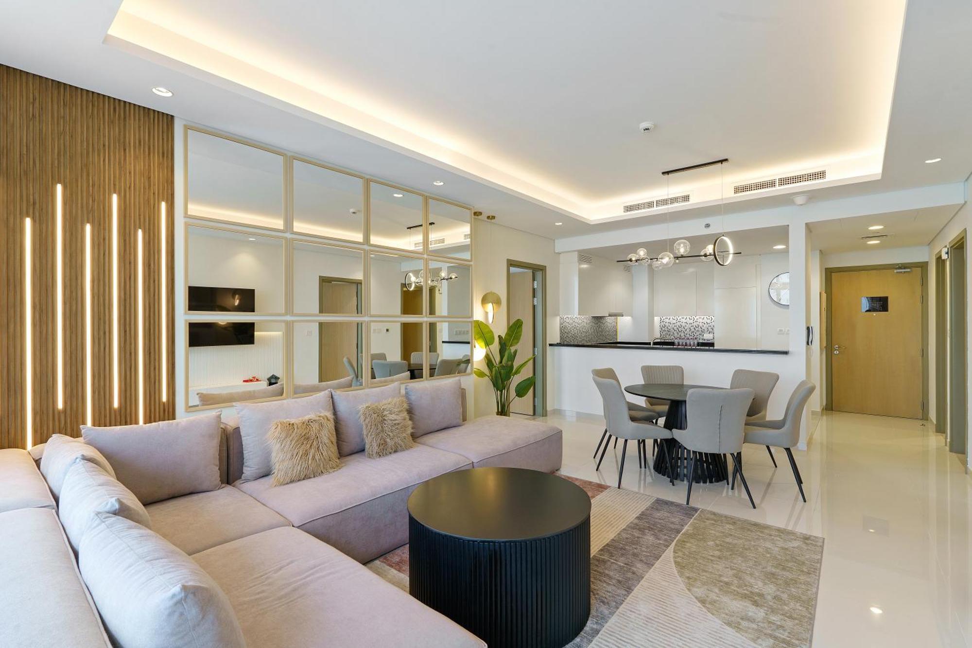 Luxury 3 Bedroom Near Burj Khalifa 43rd Floor Apartment Dubai
