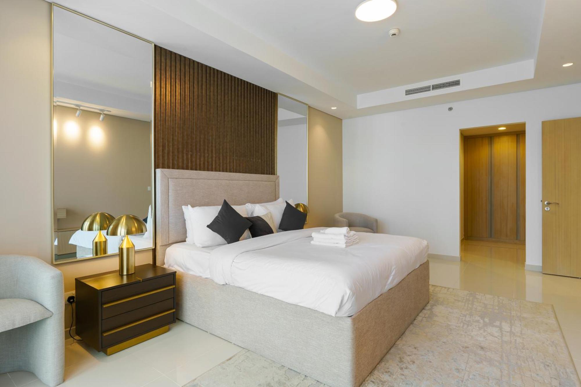 Apartment Luxury 3 Bedroom Near Burj Khalifa 43rd Floor