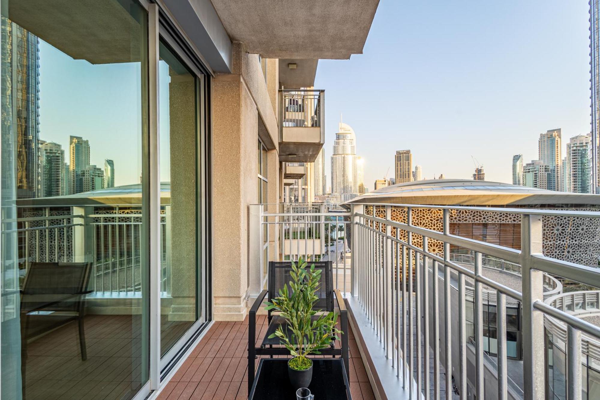 Luxurious - Ultra Modern - Premium Design - 5 Min Walk From Burj Khalifa - Heart Of Downtown - Opera Views Apartment *