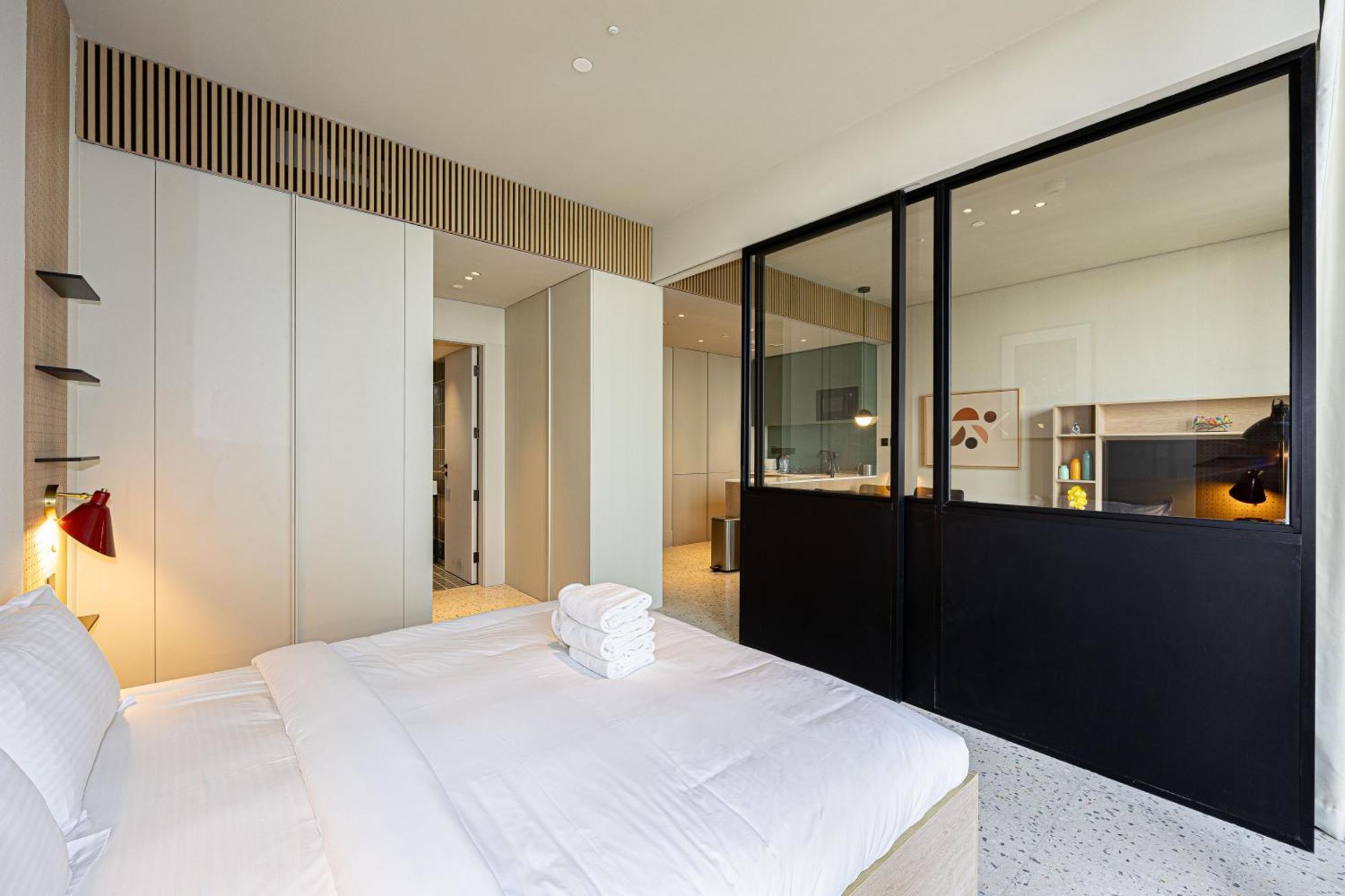 Luxury 1br With Pool And Gym At Upside Living Business Bay Apartment *