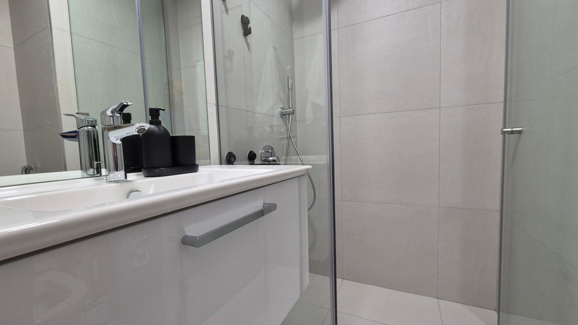 Deluxe - Stylish & Cosy In Luma22 Apartment *