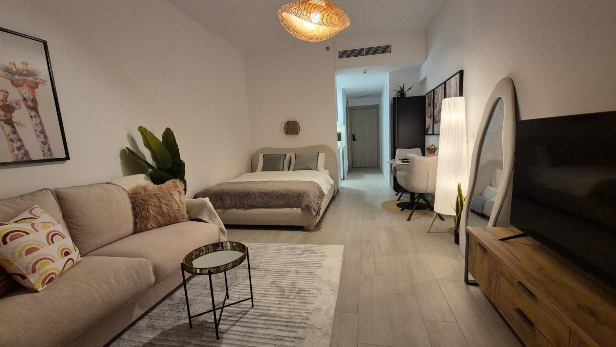 Deluxe - Stylish & Cosy In Luma22
