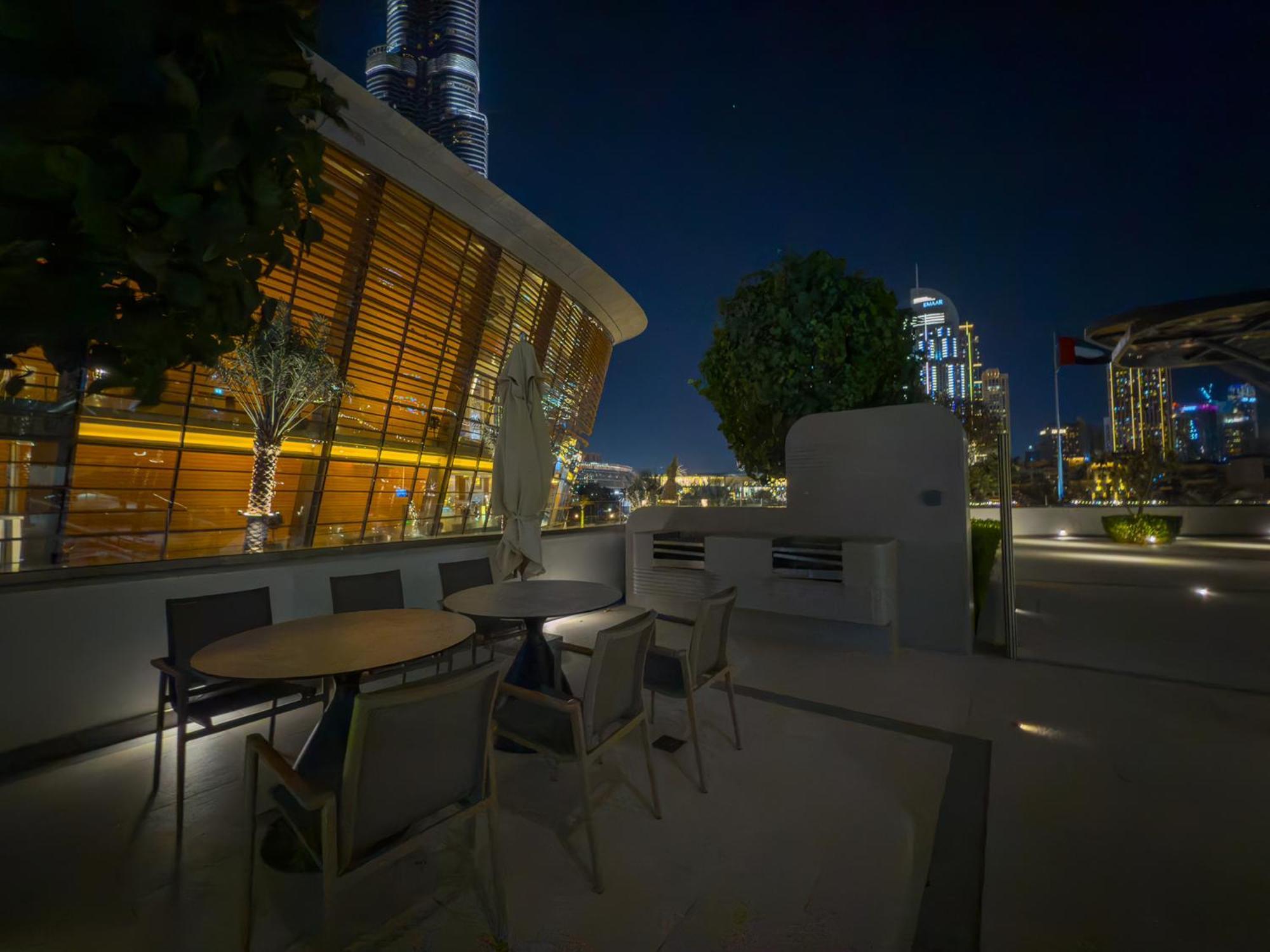 Apartment Skyline Majesty - Luxury Living With Full Burj Khalifa & Fountain Views - 1703