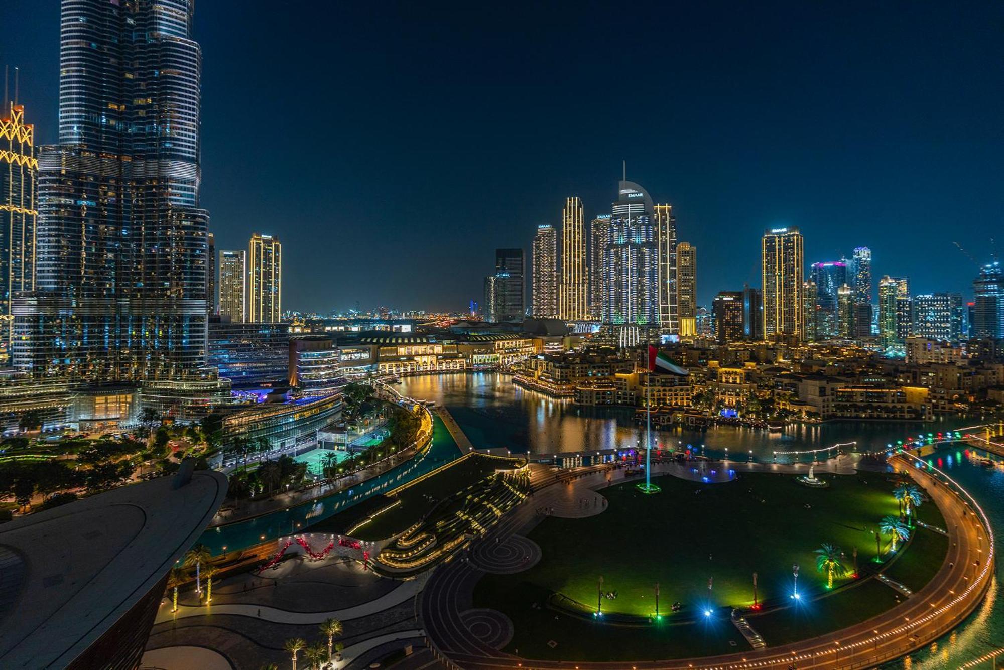 Skyline Majesty - Luxury Living With Full Burj Khalifa & Fountain Views - 1703 Apartment *