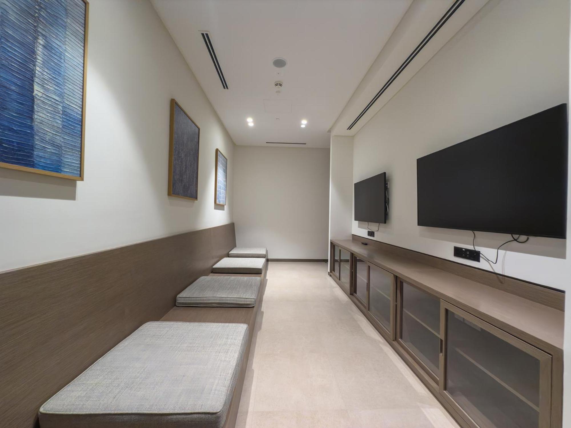 The View Of A Lifetime - Luxury Living With Full Burj Khalifa & Fountain Show - 1702 *