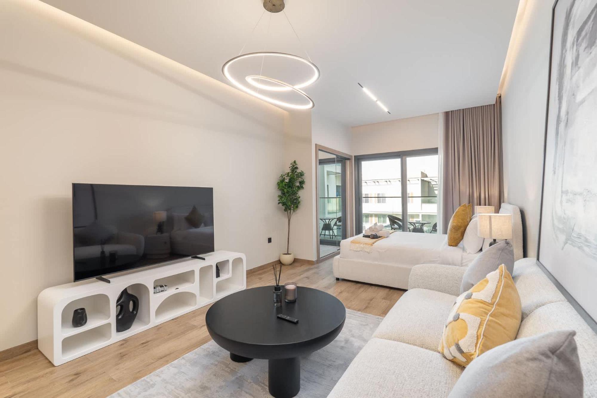 Bright & Airy Perfect For 2 In Jvc *