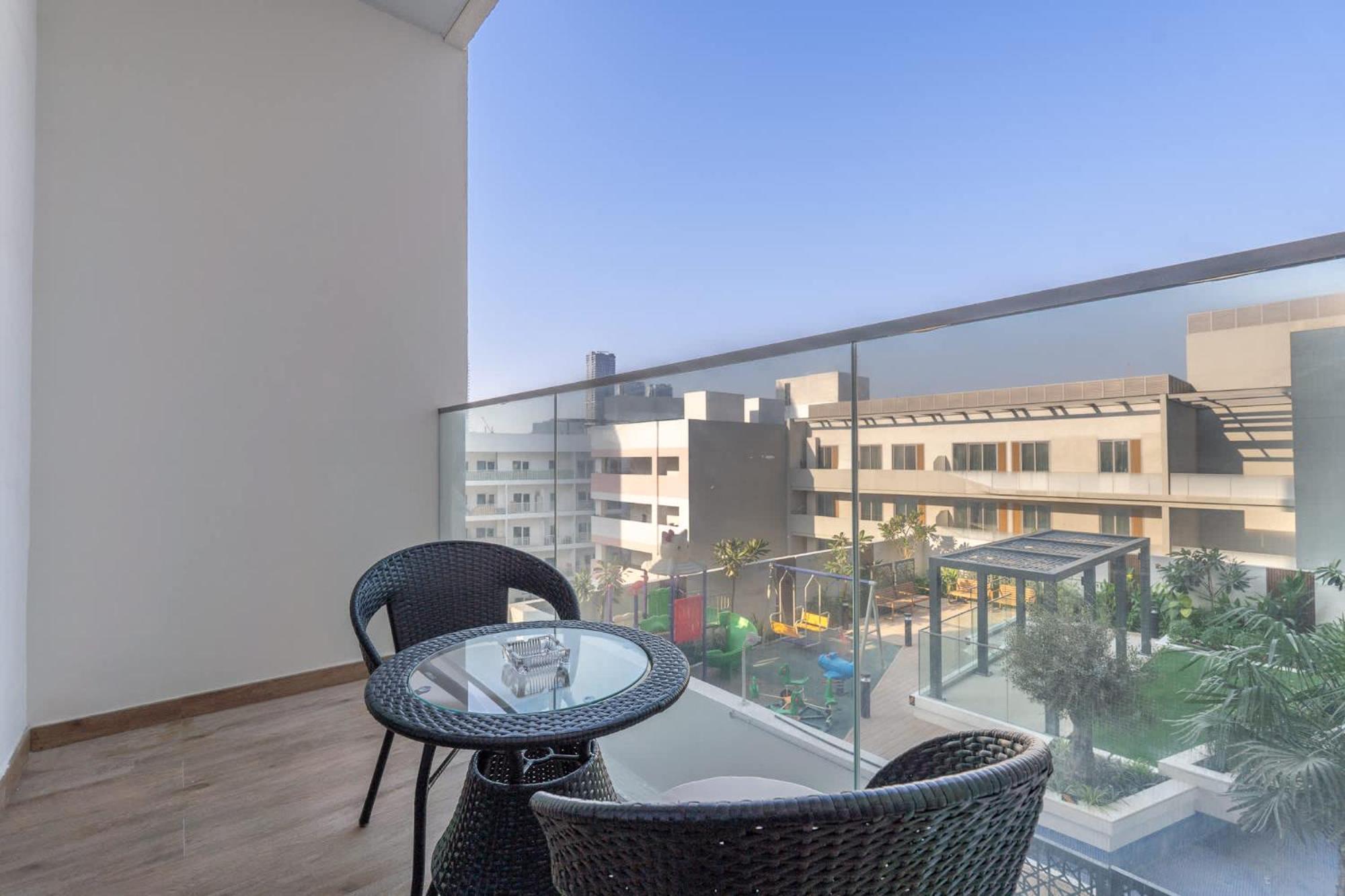 Apartment Bright & Airy Perfect For 2 In Jvc