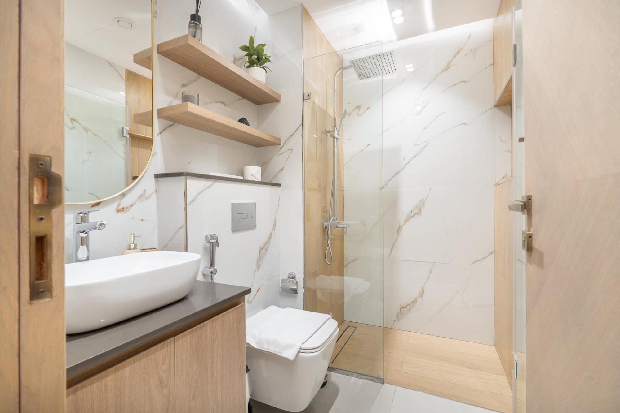 Bright & Airy Perfect For 2 In Jvc Dubai