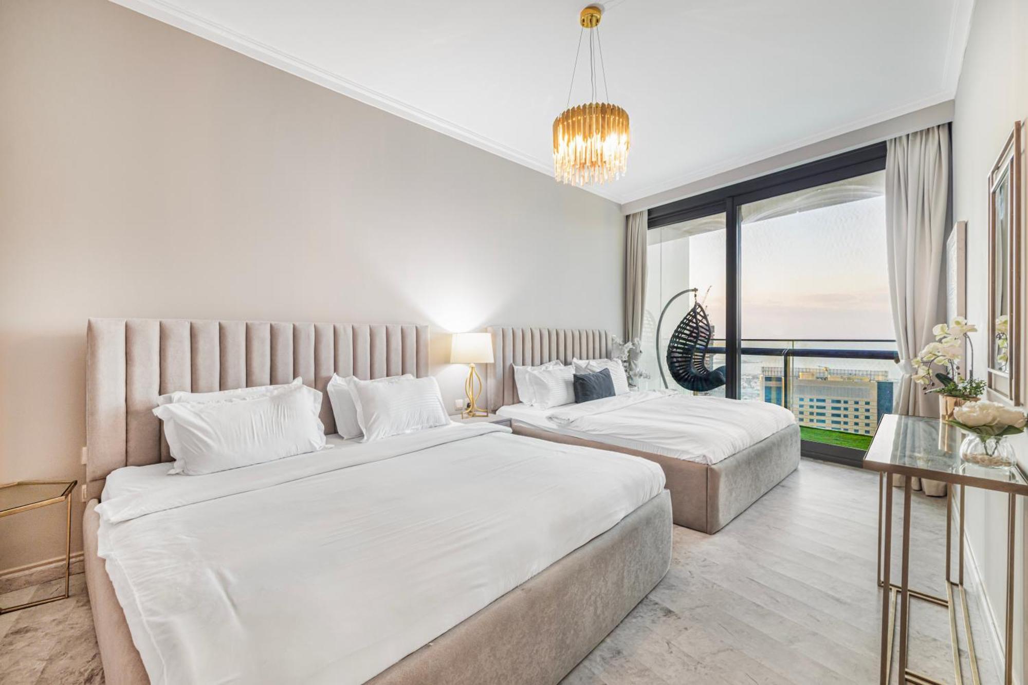 Apartment Luxury 2 Bedroom With Sky Line And Direct Mall Access At Burj Vista
