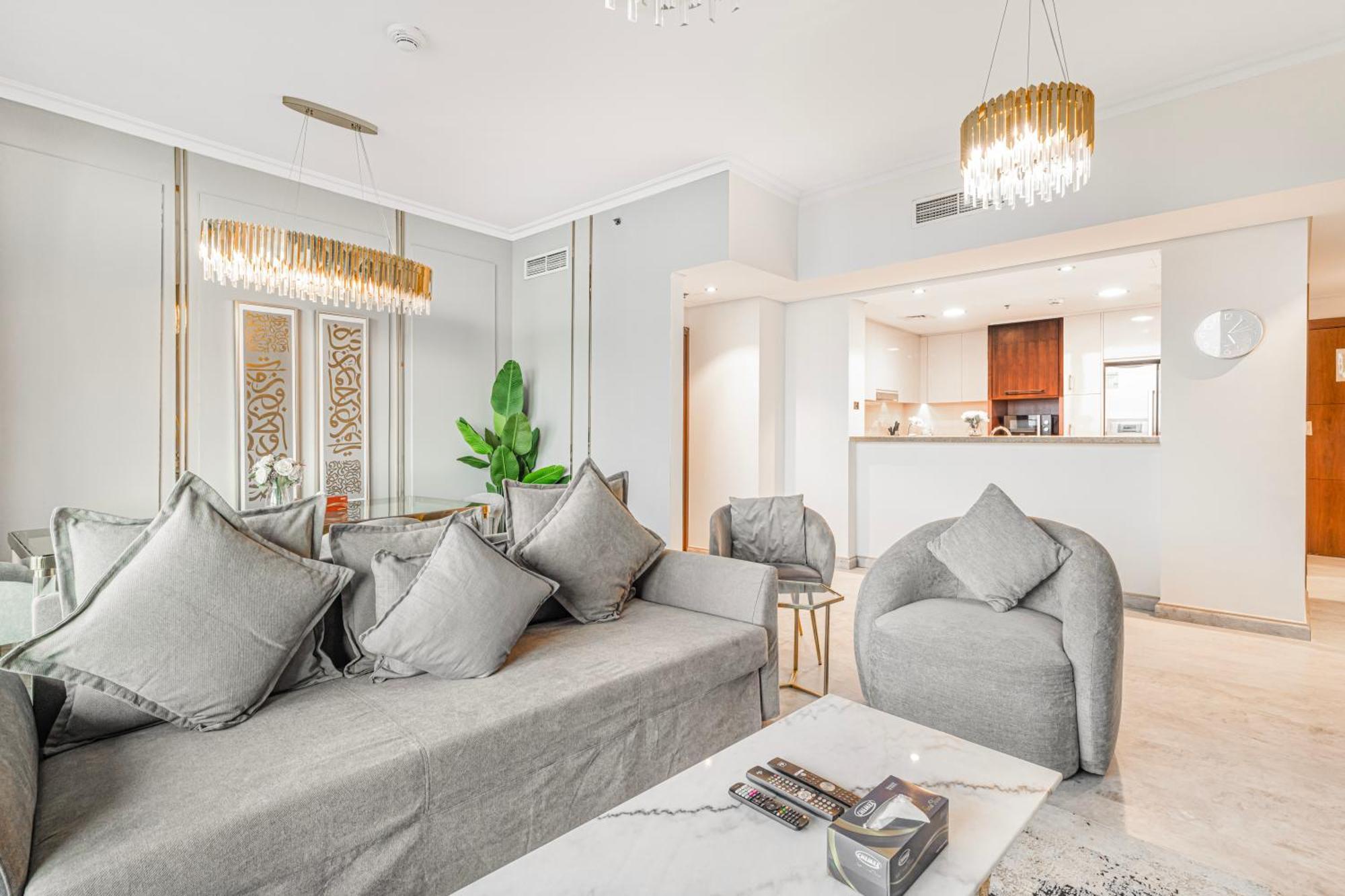 Apartment Luxury 2 Bedroom With Sky Line And Direct Mall Access At Burj Vista Dubai