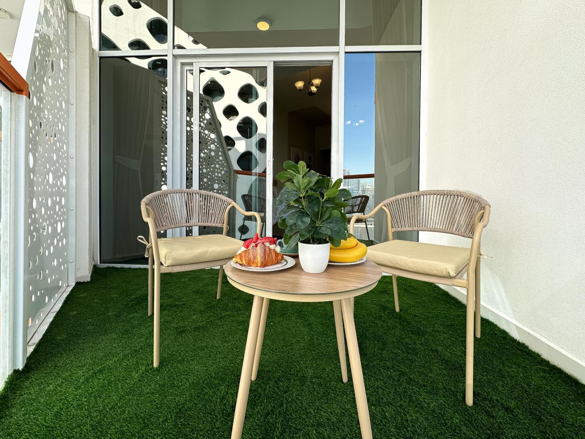 Trophy-amazing Canal Views Lux In Busbay Apartment *