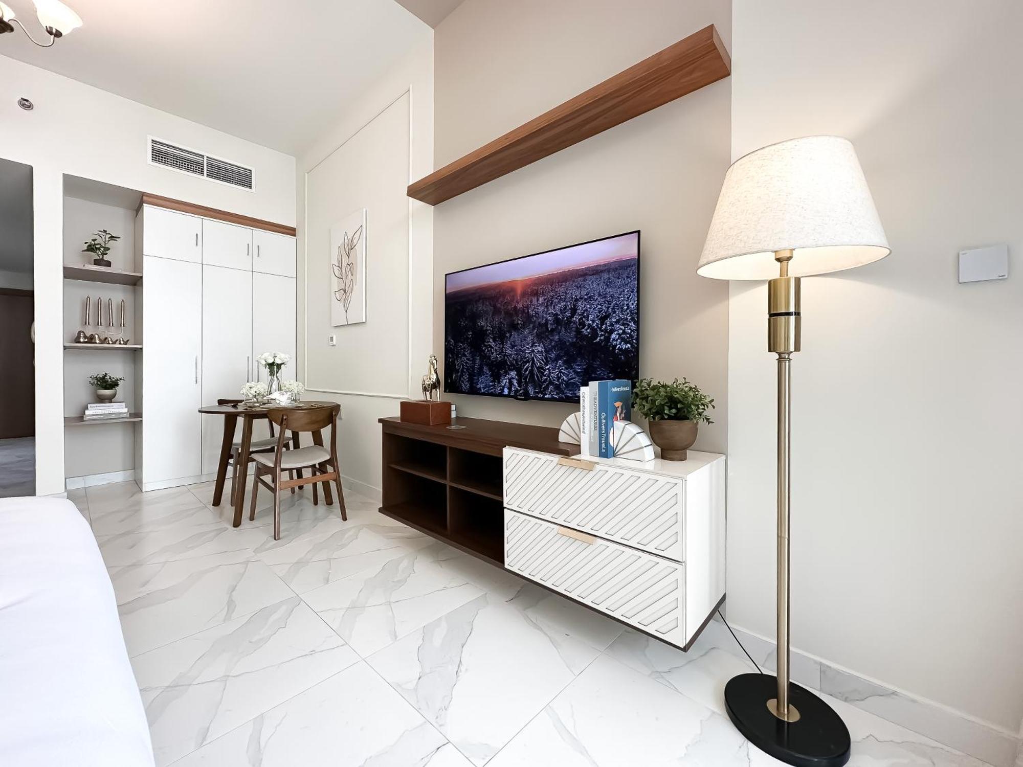 Trophy-amazing Canal Views Lux In Busbay * Dubai