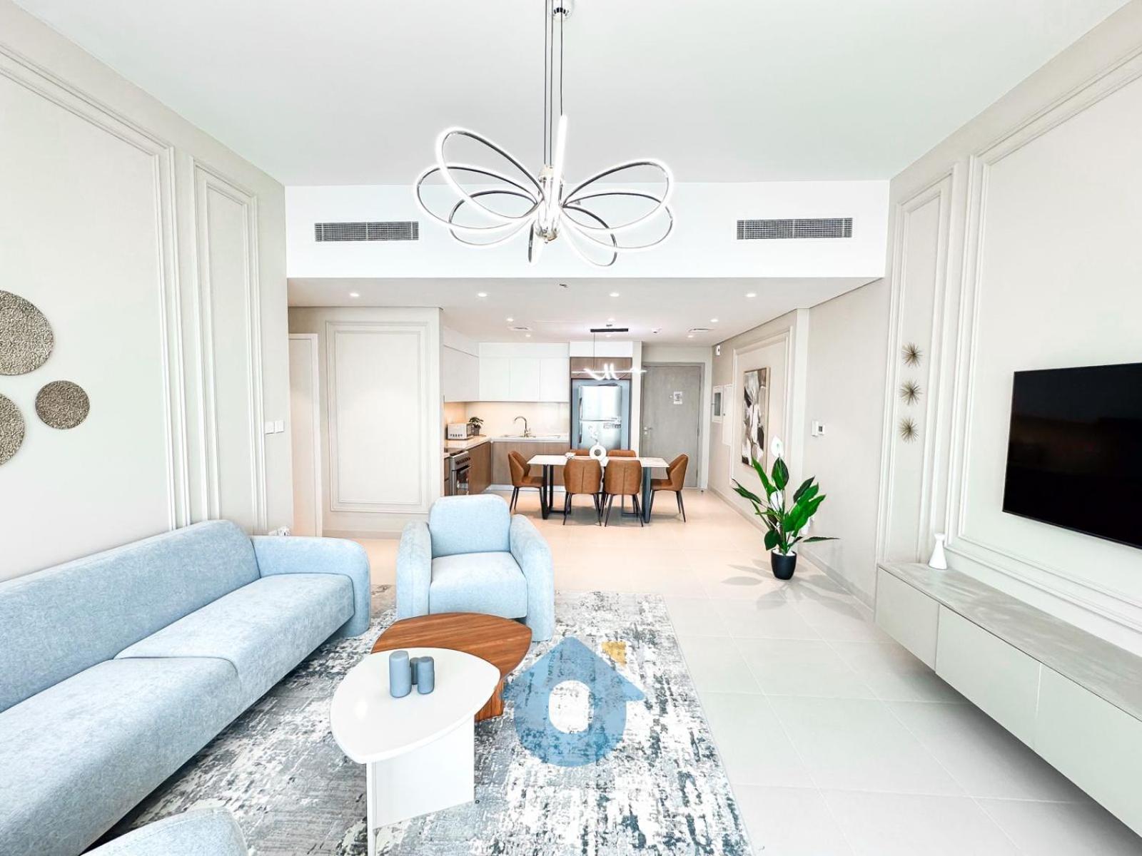 Like - 3810 Elegant 2-bhk With Panoramic Creek Views Apartment *