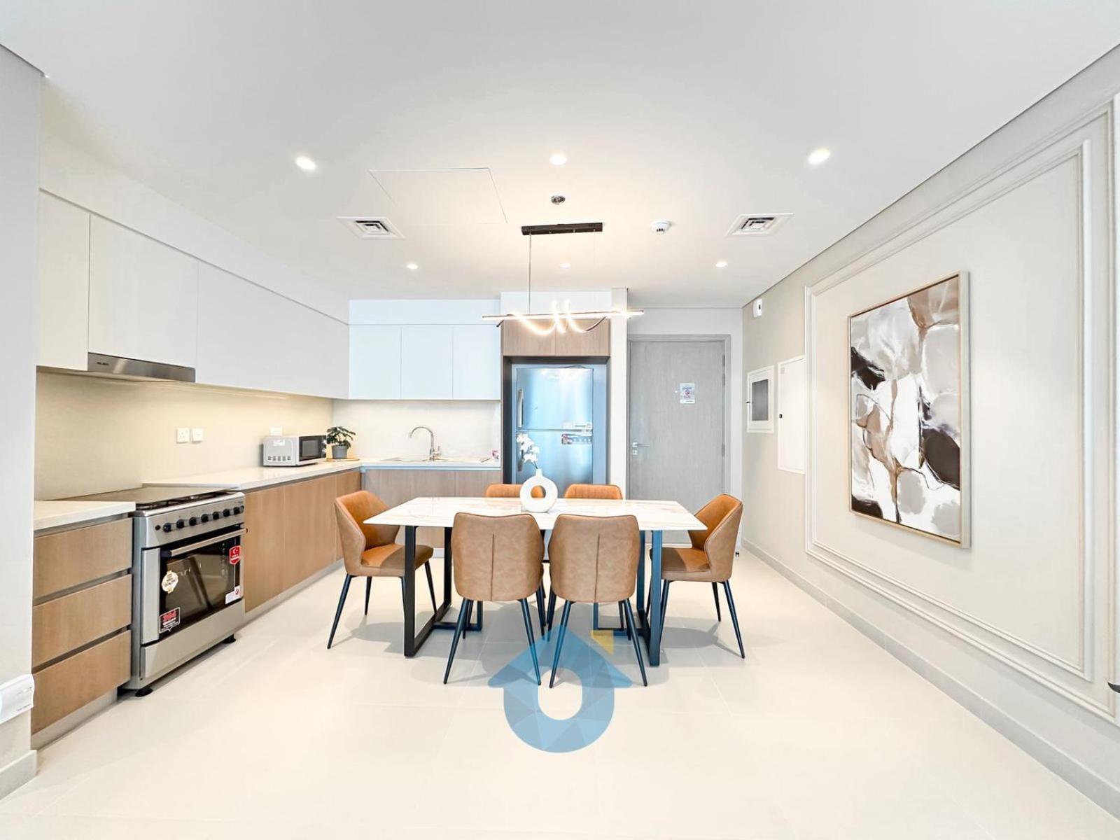 Like - 3810 Elegant 2-bhk With Panoramic Creek Views Dubai