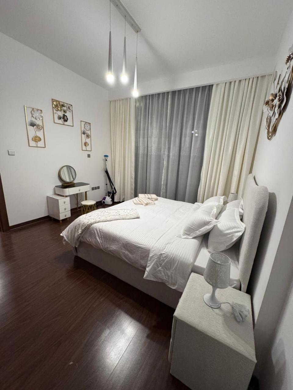 Brand New In Jvc Apartment