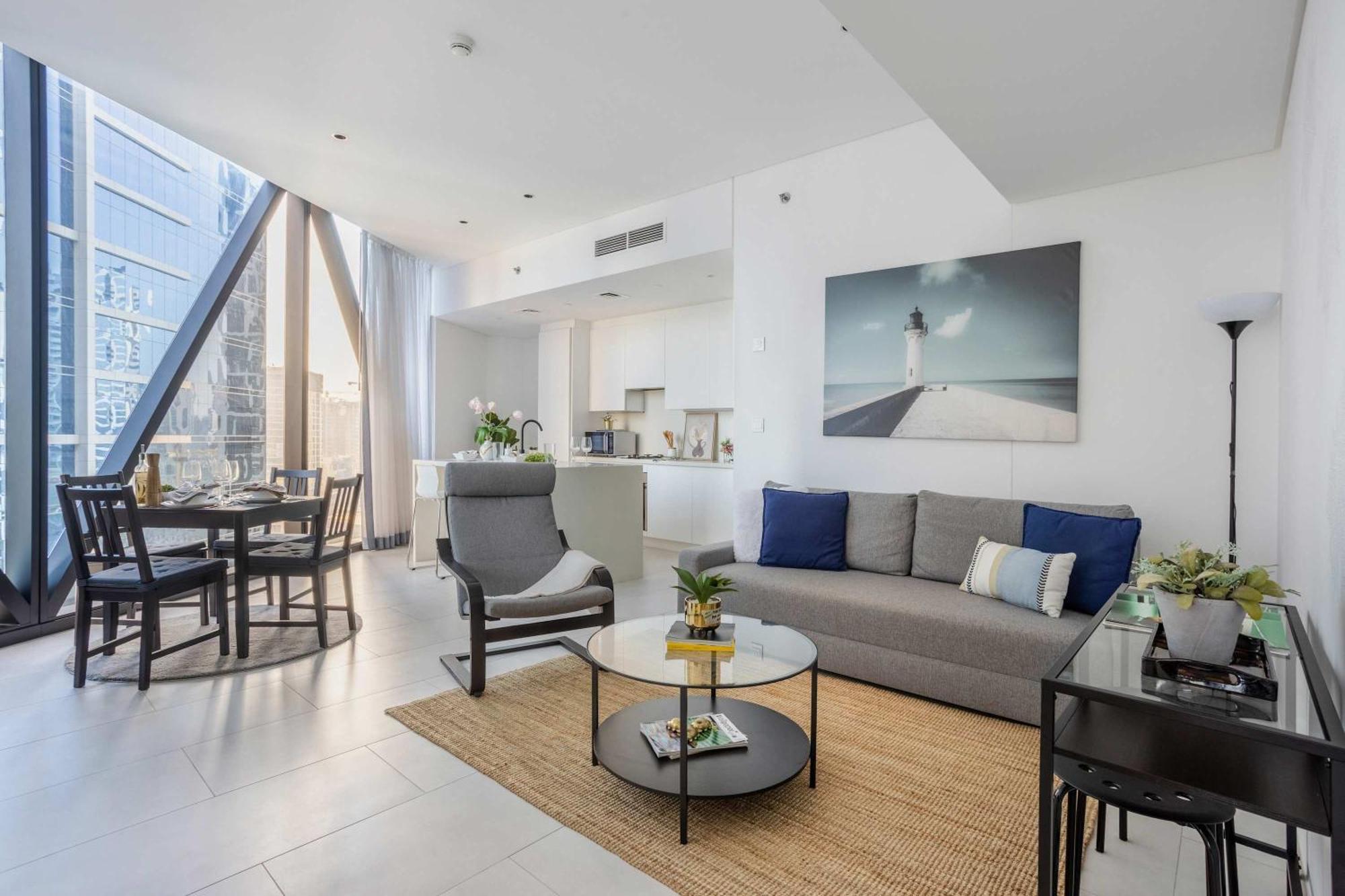 Frank Porter - Marquise Tower Apartment