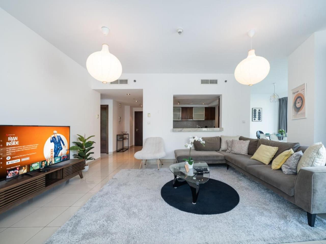 Bright 1-bedroom With Marina Infinity Pool Apartment