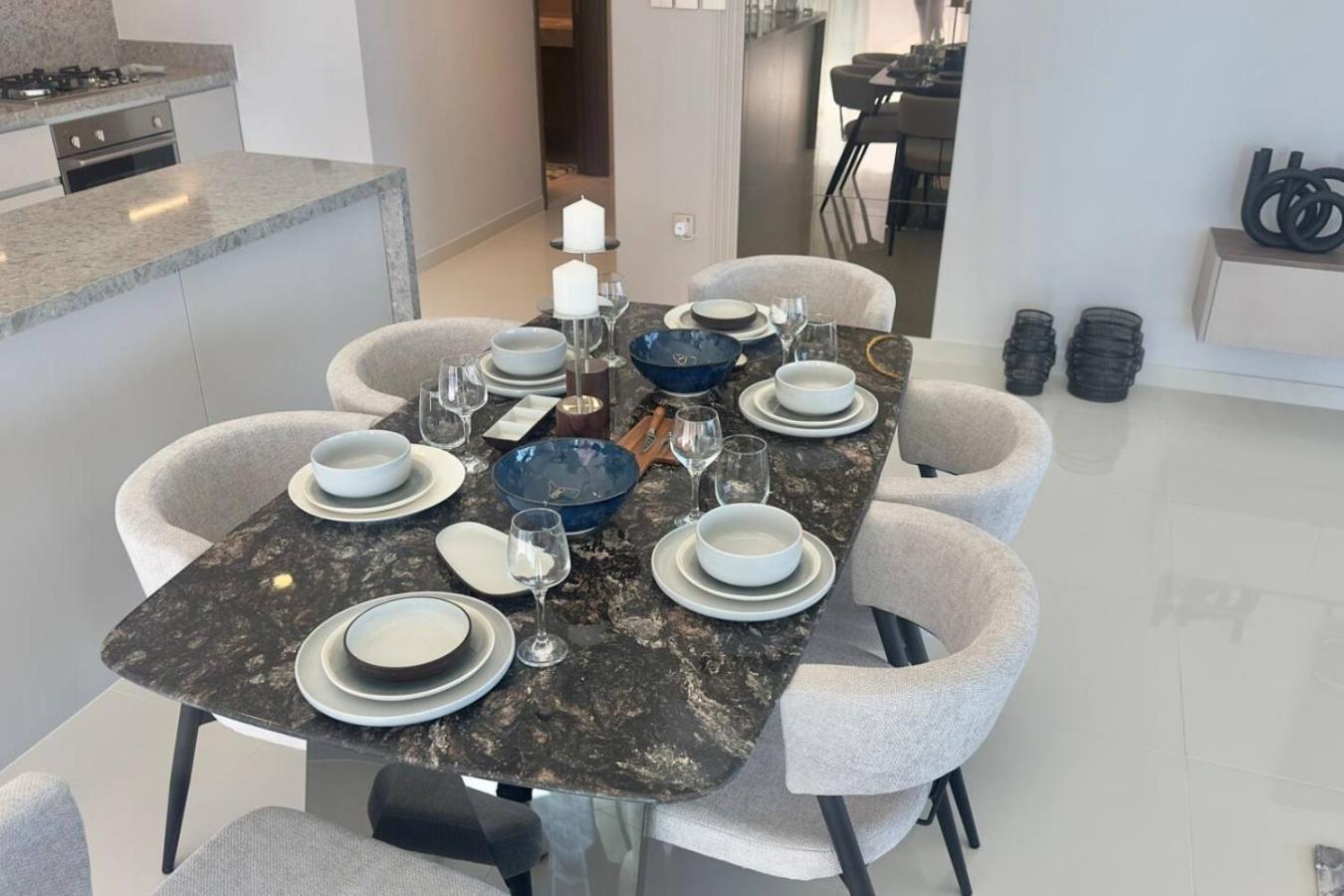 2br Grand Bleu T1 With Palm View Emaar Front By Vibel Dubai
