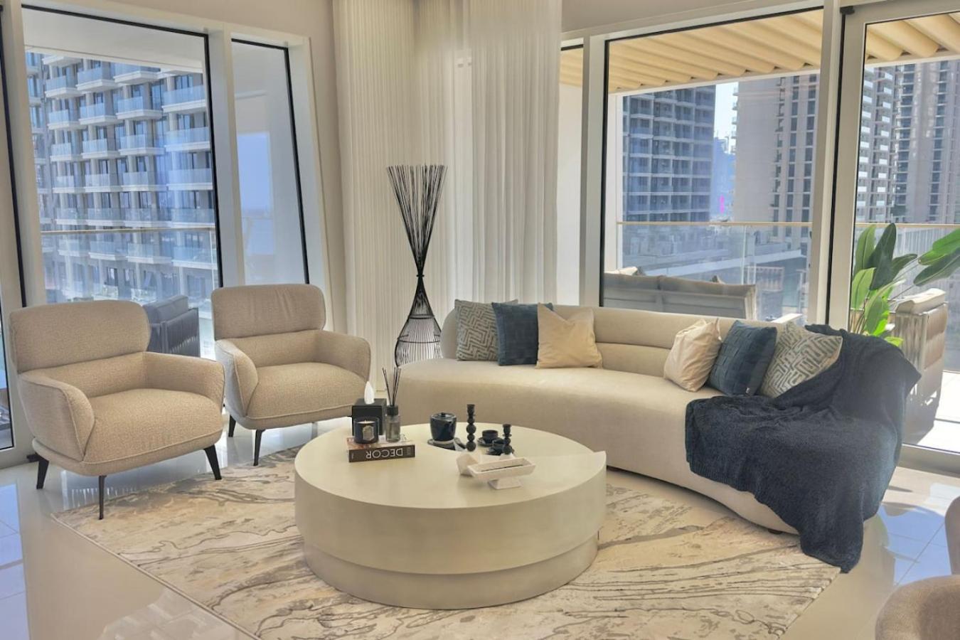 2br Grand Bleu T1 With Palm View Emaar Front By Vibel Apartment Dubai