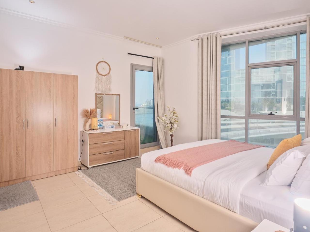 Apartamento Wonderful Two Bed With Full Marina View Dubai