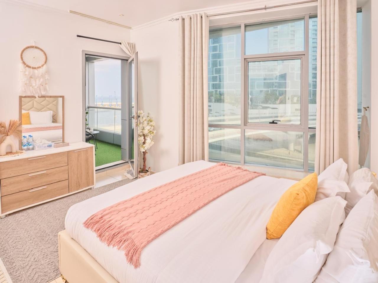 Apartamento Wonderful Two Bed With Full Marina View