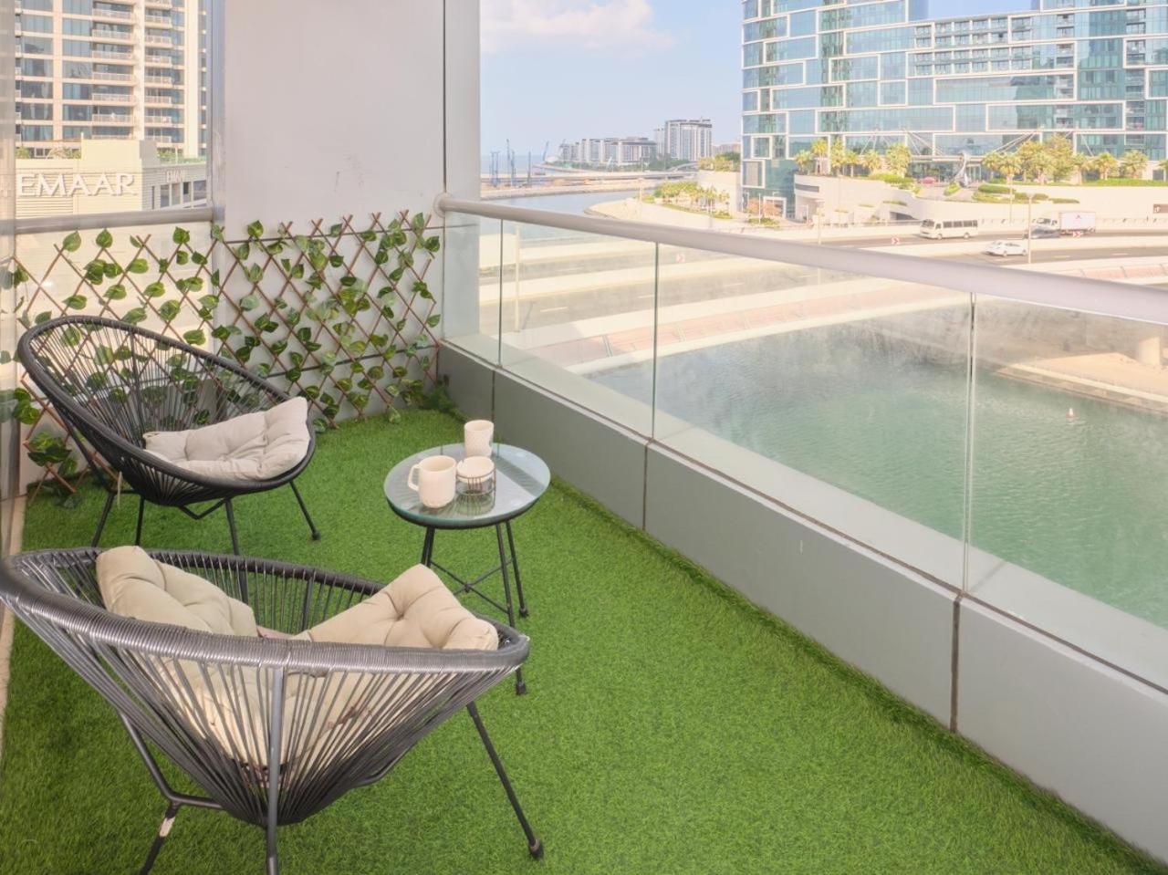 Wonderful Two Bed With Full Marina View * Dubai
