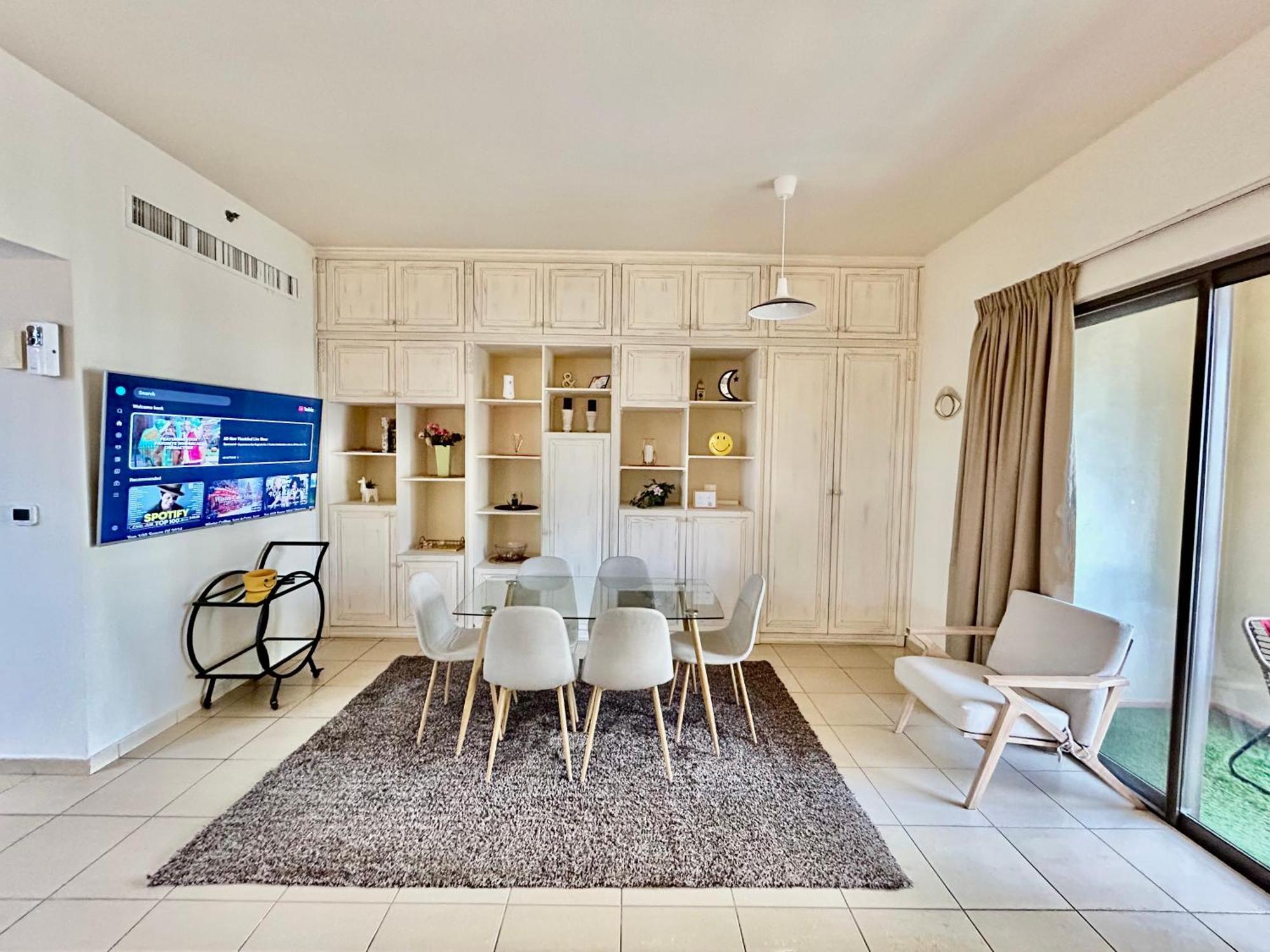 Charming Spacious In The Heart Of Jbr By Sweet Homes Casa de férias Dubai