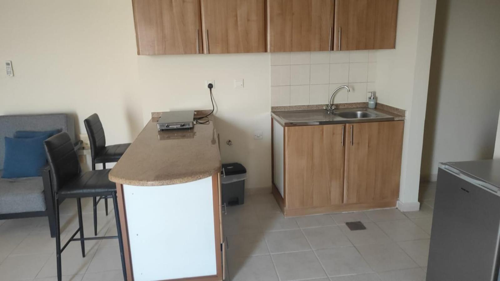 Esaw Aparthotel