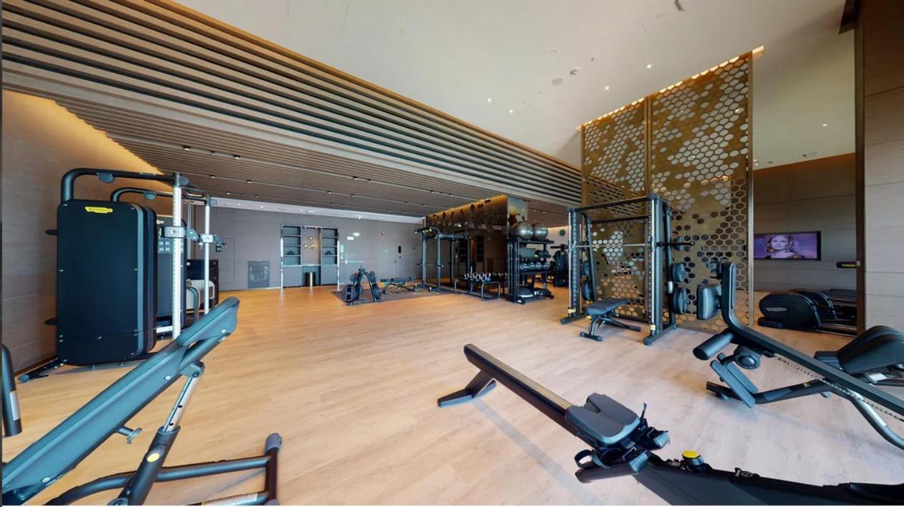 Fantastic High Floor 3bed By Suiteable *
