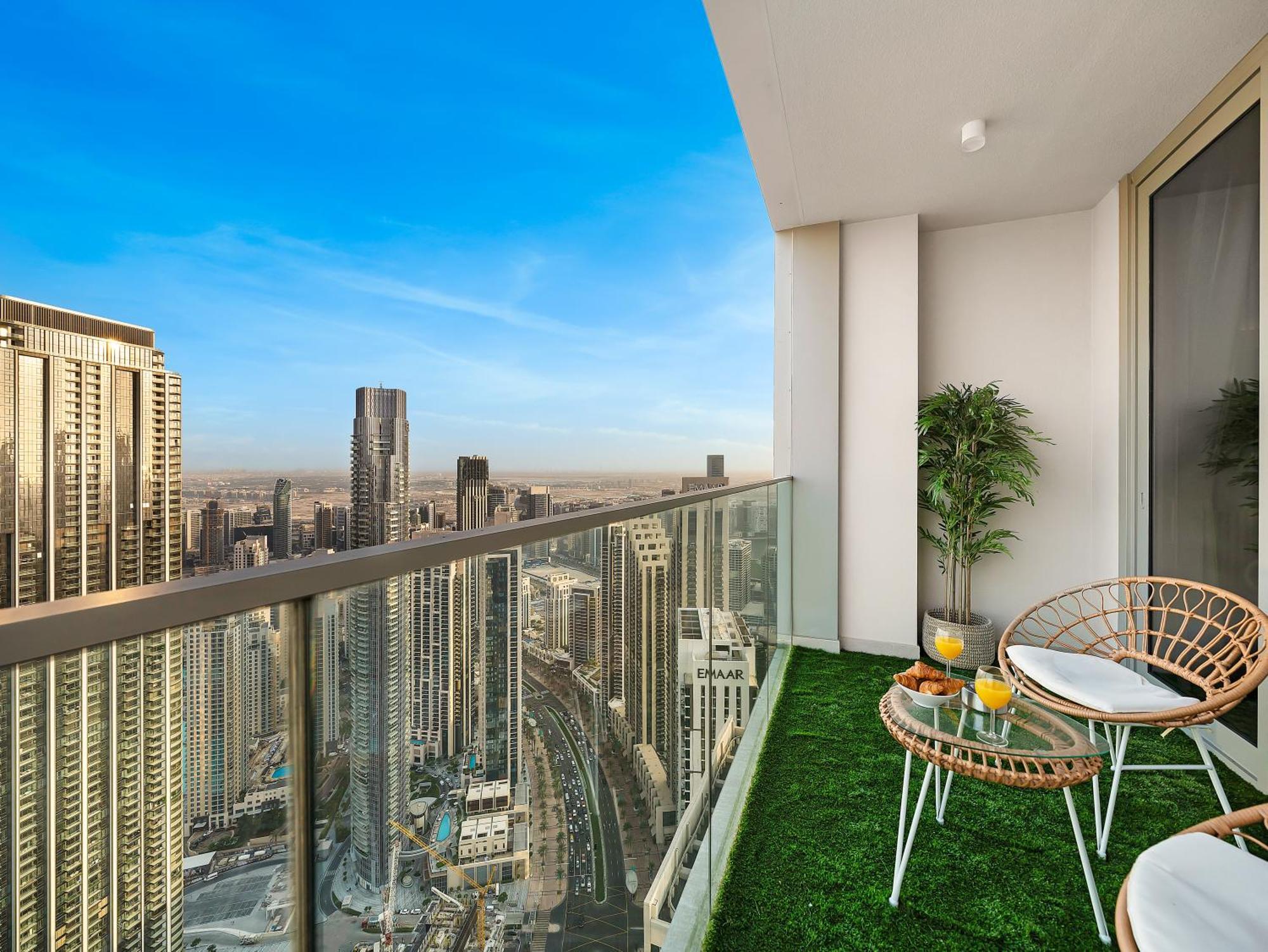New! Panoramic Downtown & Fountain Views From High Floors Apartment *