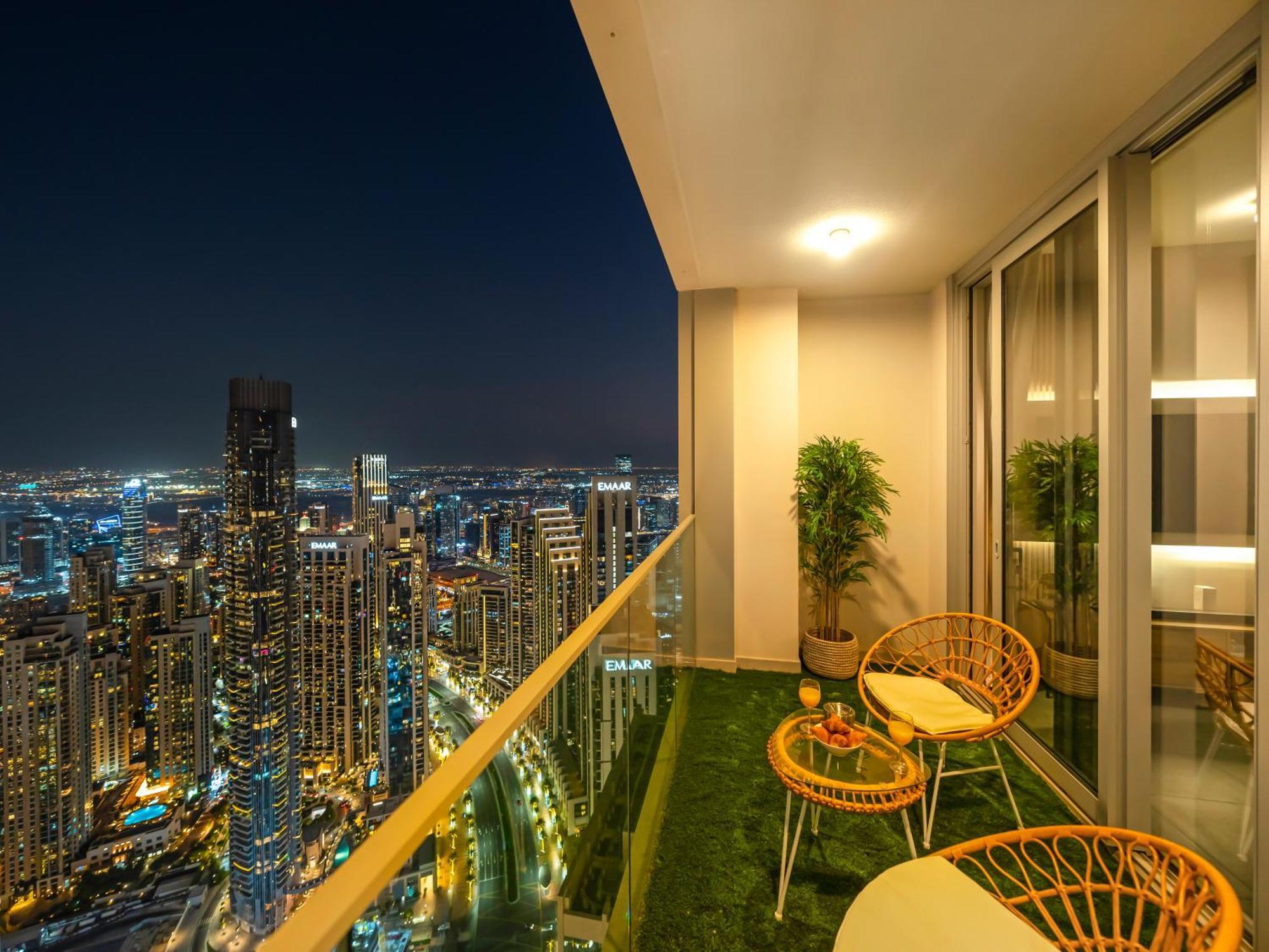 New! Panoramic Downtown & Fountain Views From High Floors * Dubai