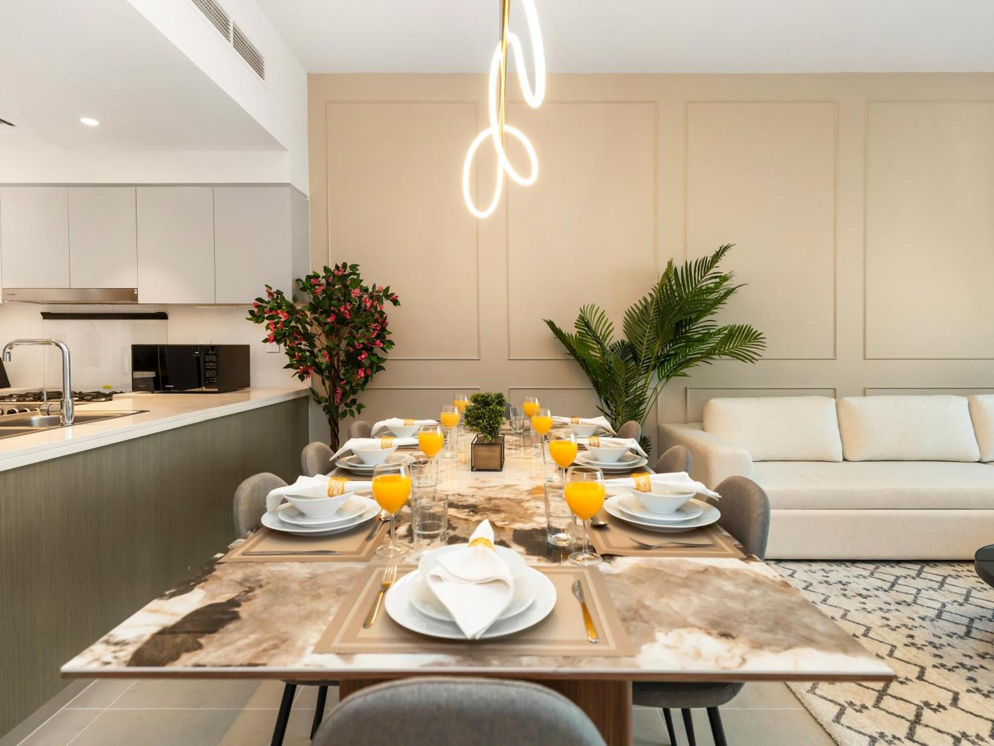 New! Panoramic Downtown & Fountain Views From High Floors Apartment Dubai