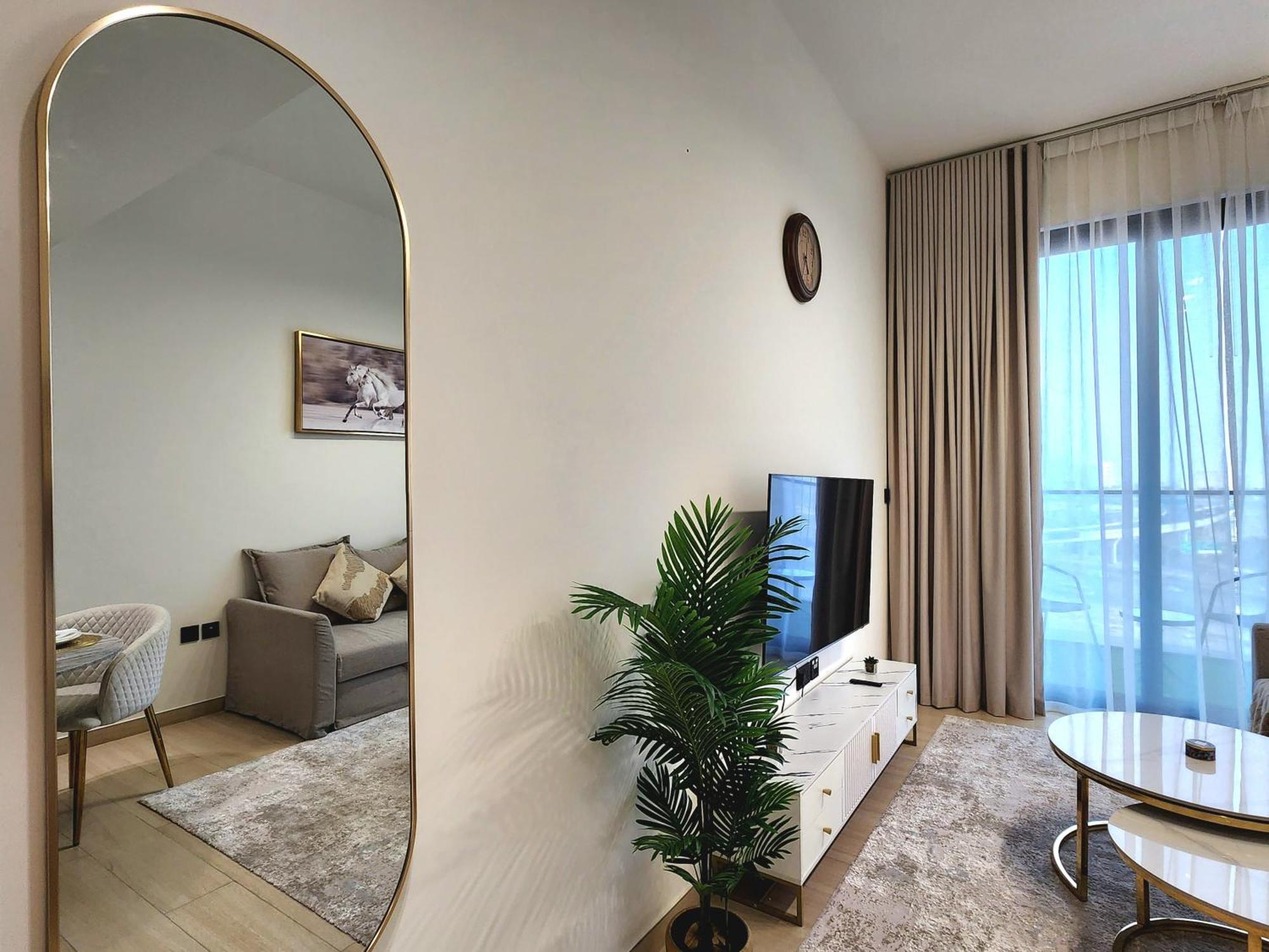 Luxurious Comfort In Jvc Tatil Evi Dubai