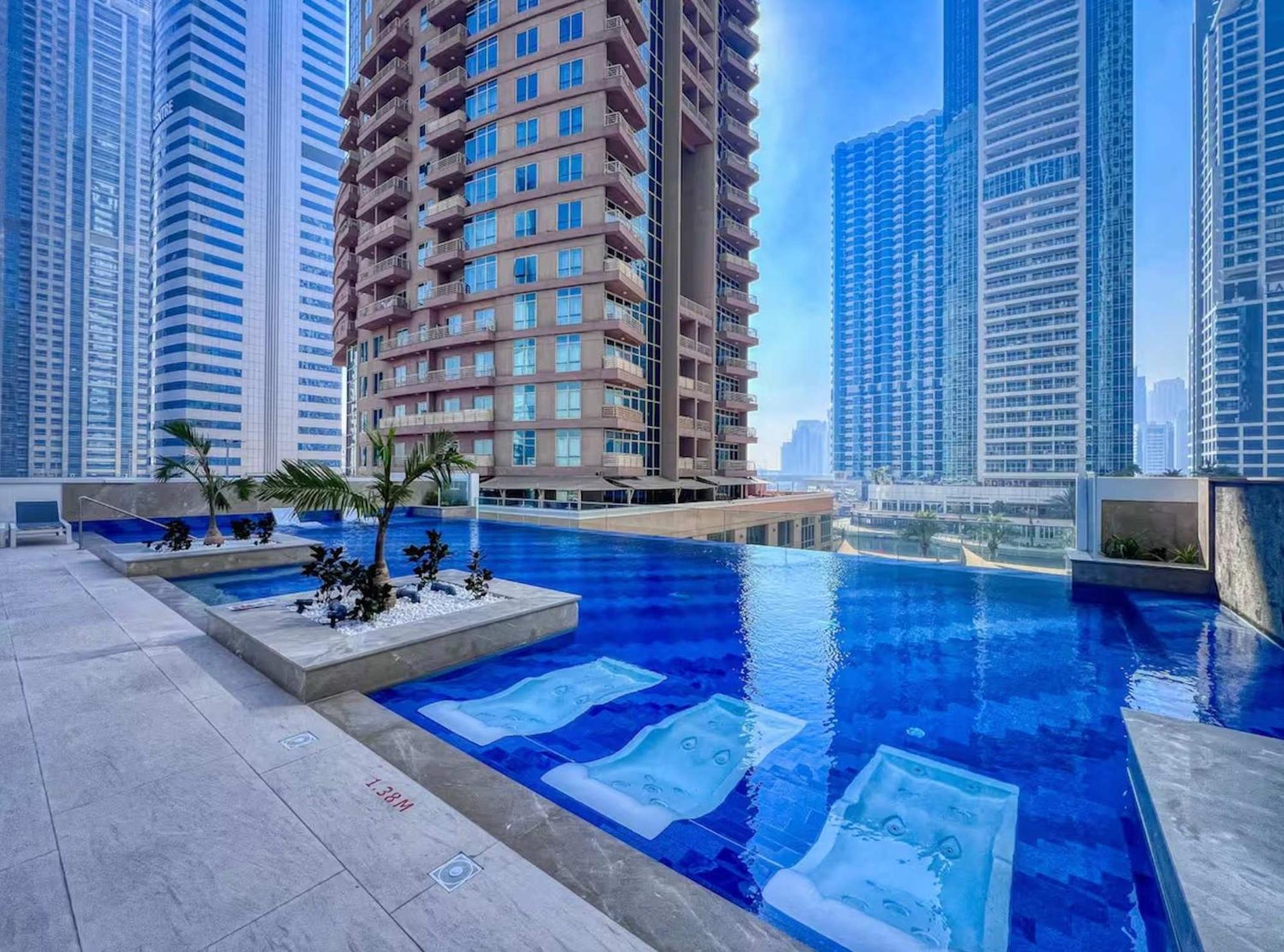 Apartment Stunning High-floor 1br Near Marina & Jbr