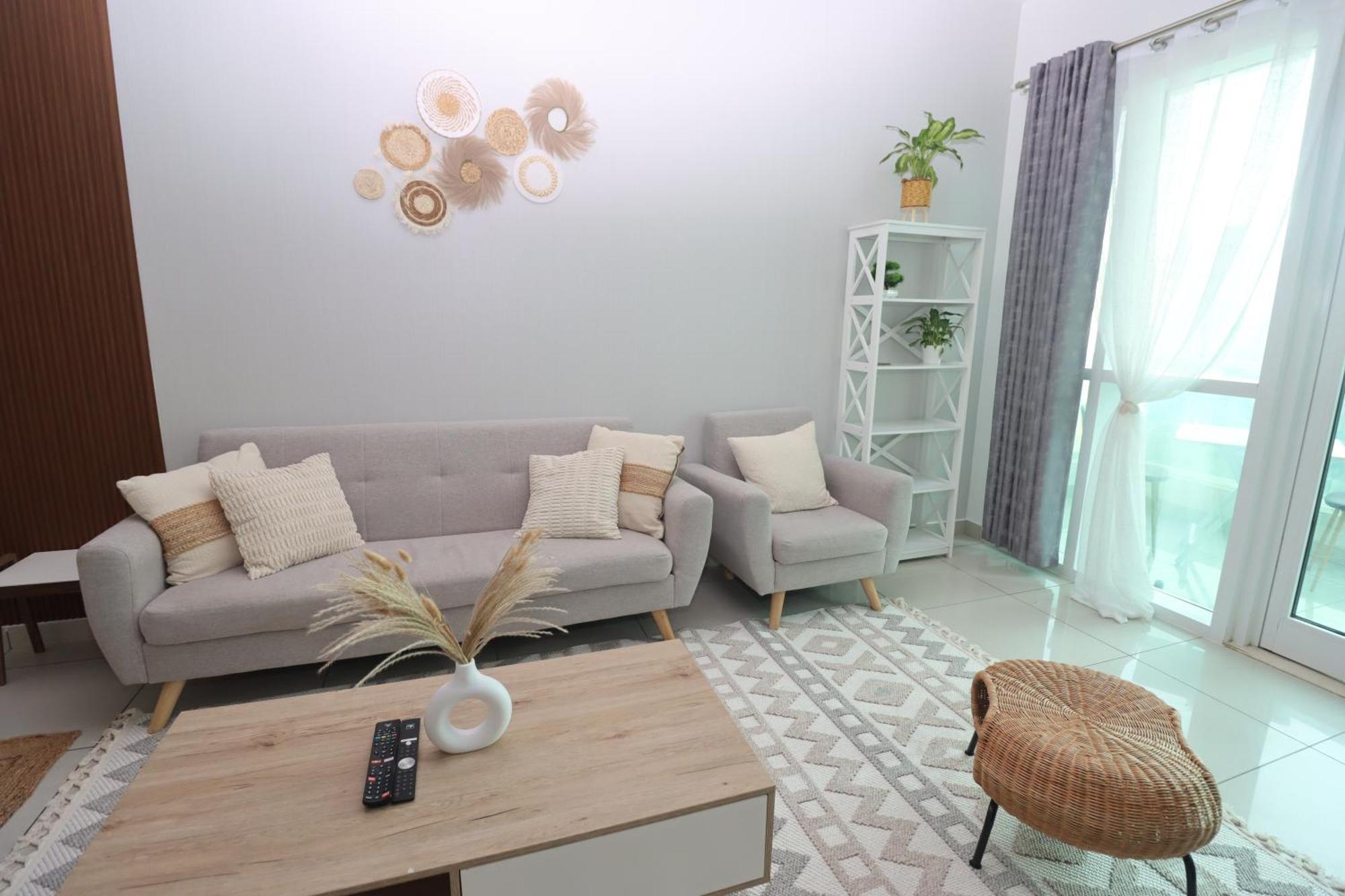 Apartamento Vista Lavisha Vacation - Elegant 1bdr With Stunning Sea View And Partial Canal View *