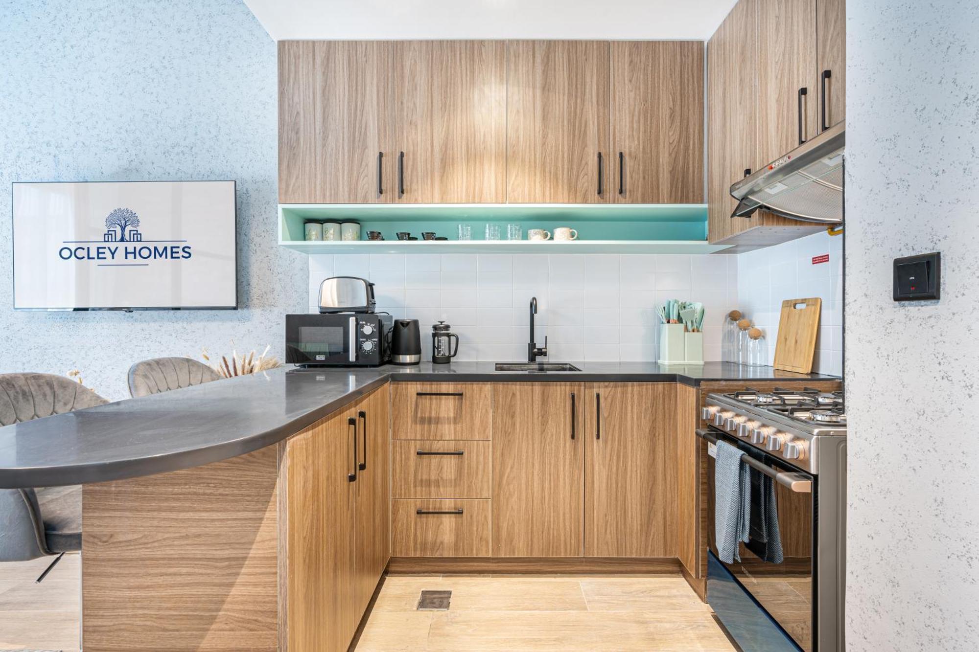 Apartment Exquisite In Jvc With Stylish Interior Dubai