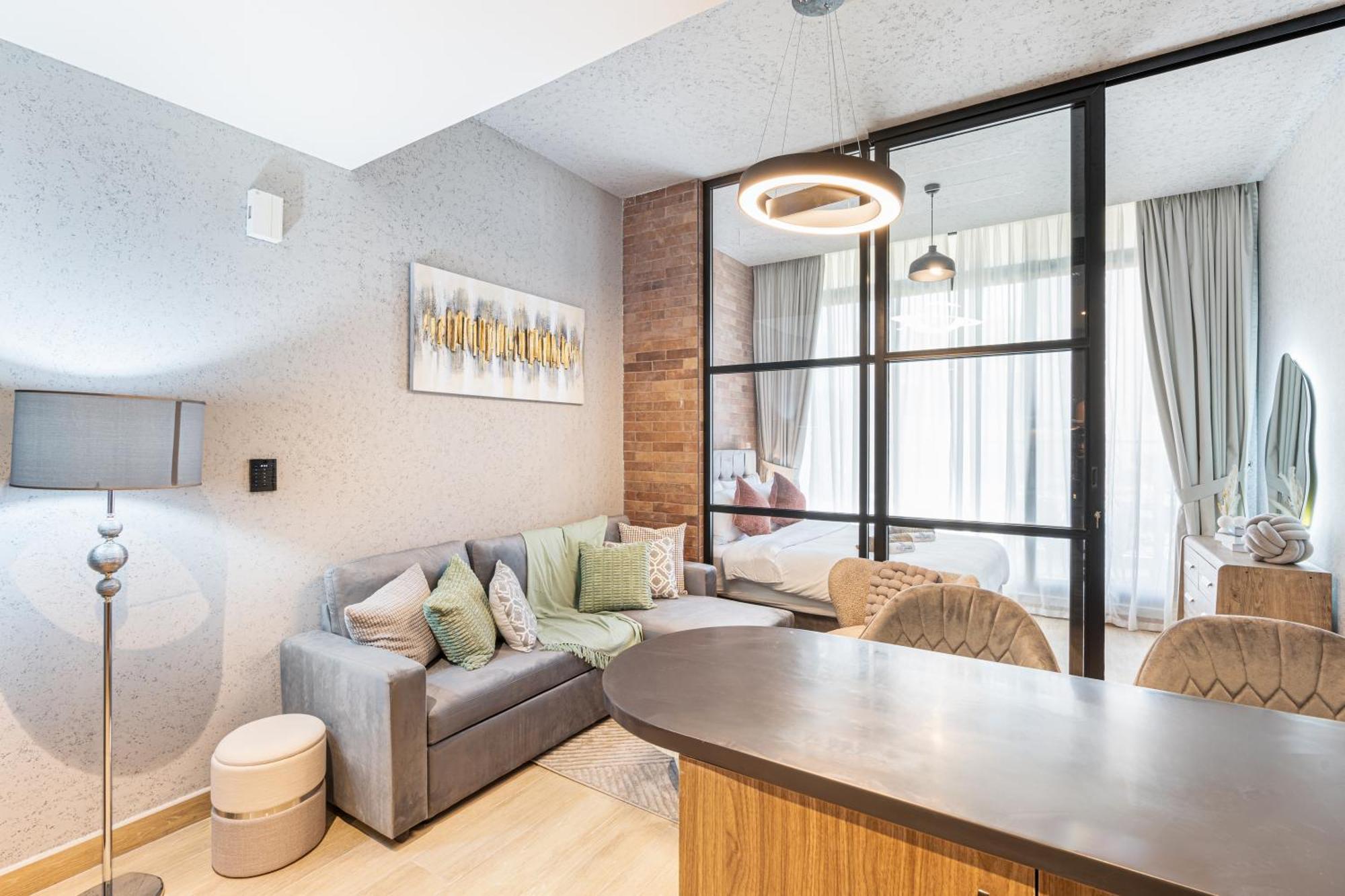 Apartment Exquisite In Jvc With Stylish Interior